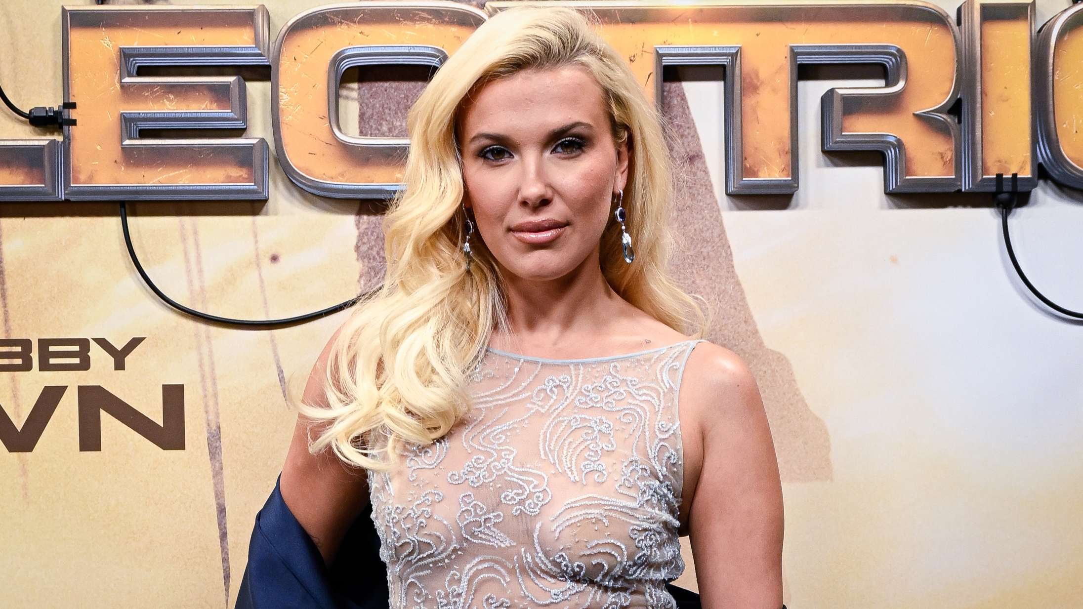 Millie Bobby Brown har adopteret et barn