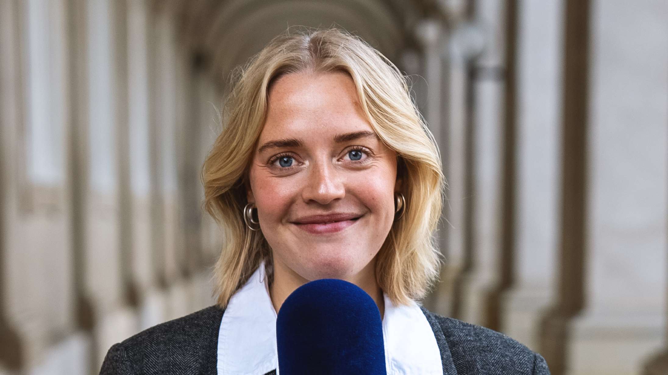 Nogle af spørgsmålene i ‘Emmas politiske podcast’ er så dumme, at det grænser til det forbløffende