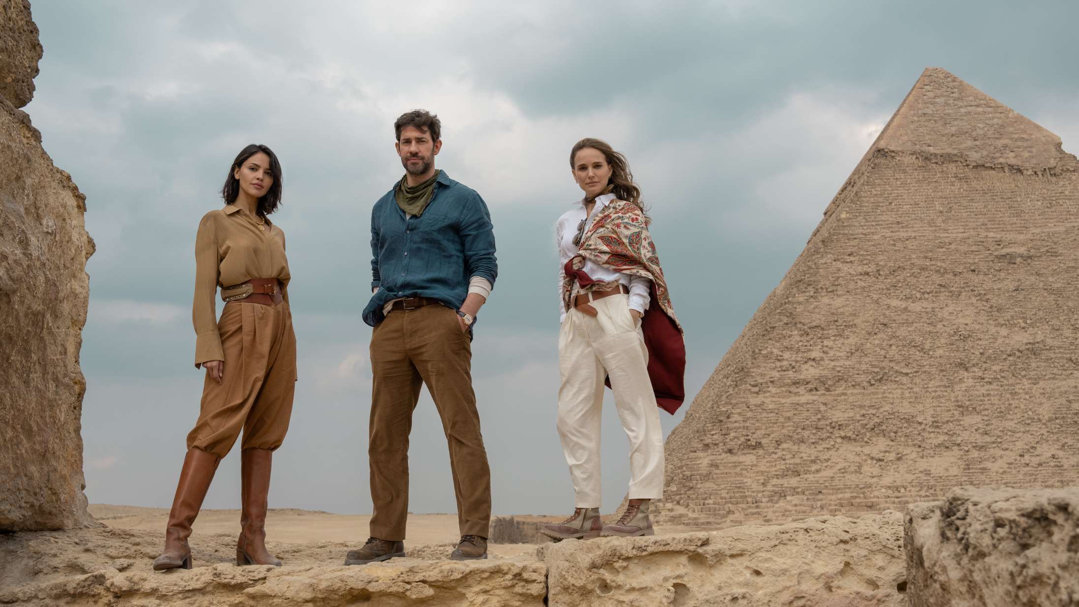 Guy Ritchies nye stjernespækkede storfilm giver massive ‘Indiana Jones’-vibes – se traileren til ‘Fountain of Youth’