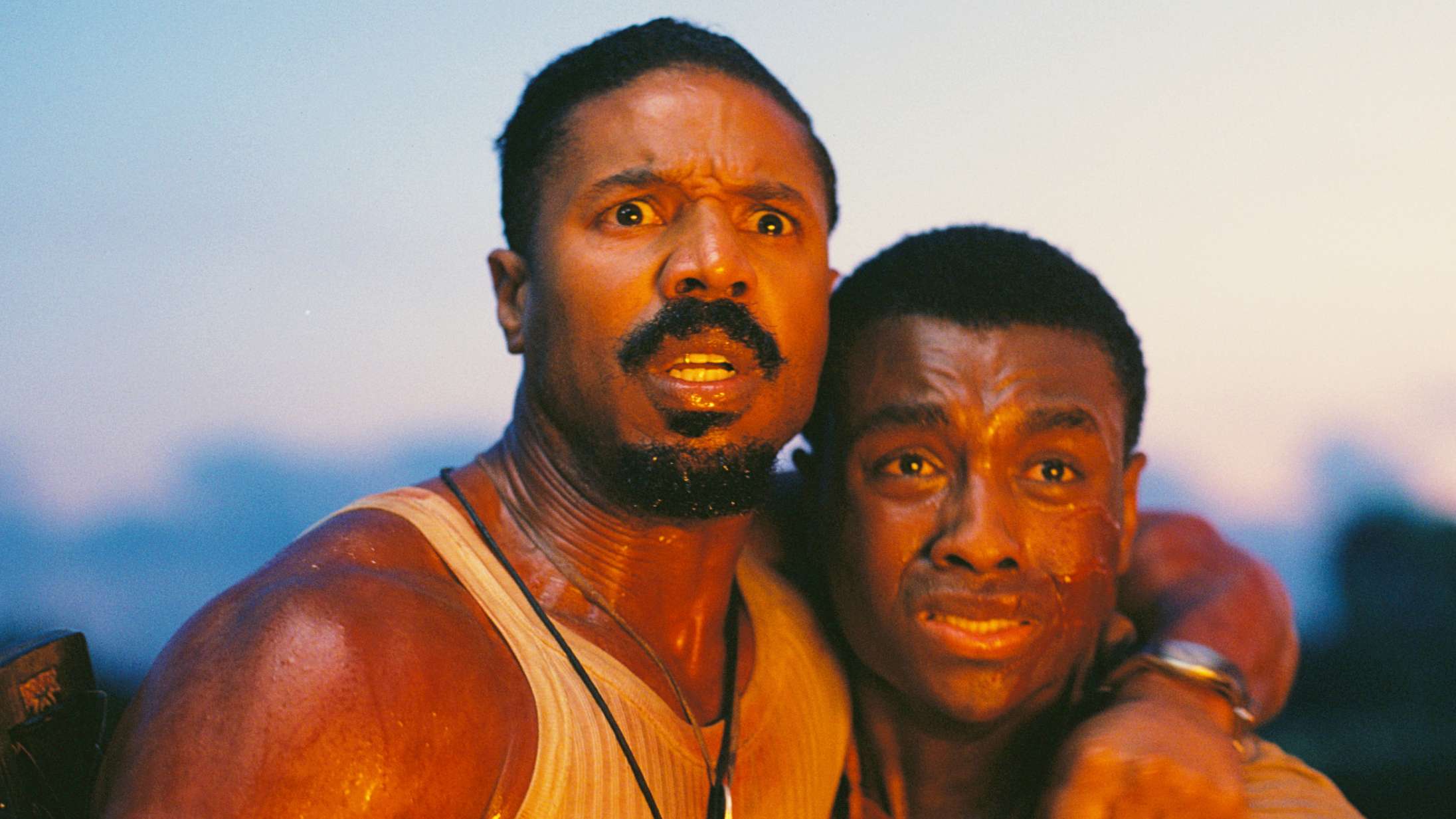 ‘Sinners’: Vampyrfilm med dobbelt Michael B. Jordan er sexet, blodig og voldsomt ambitiøs