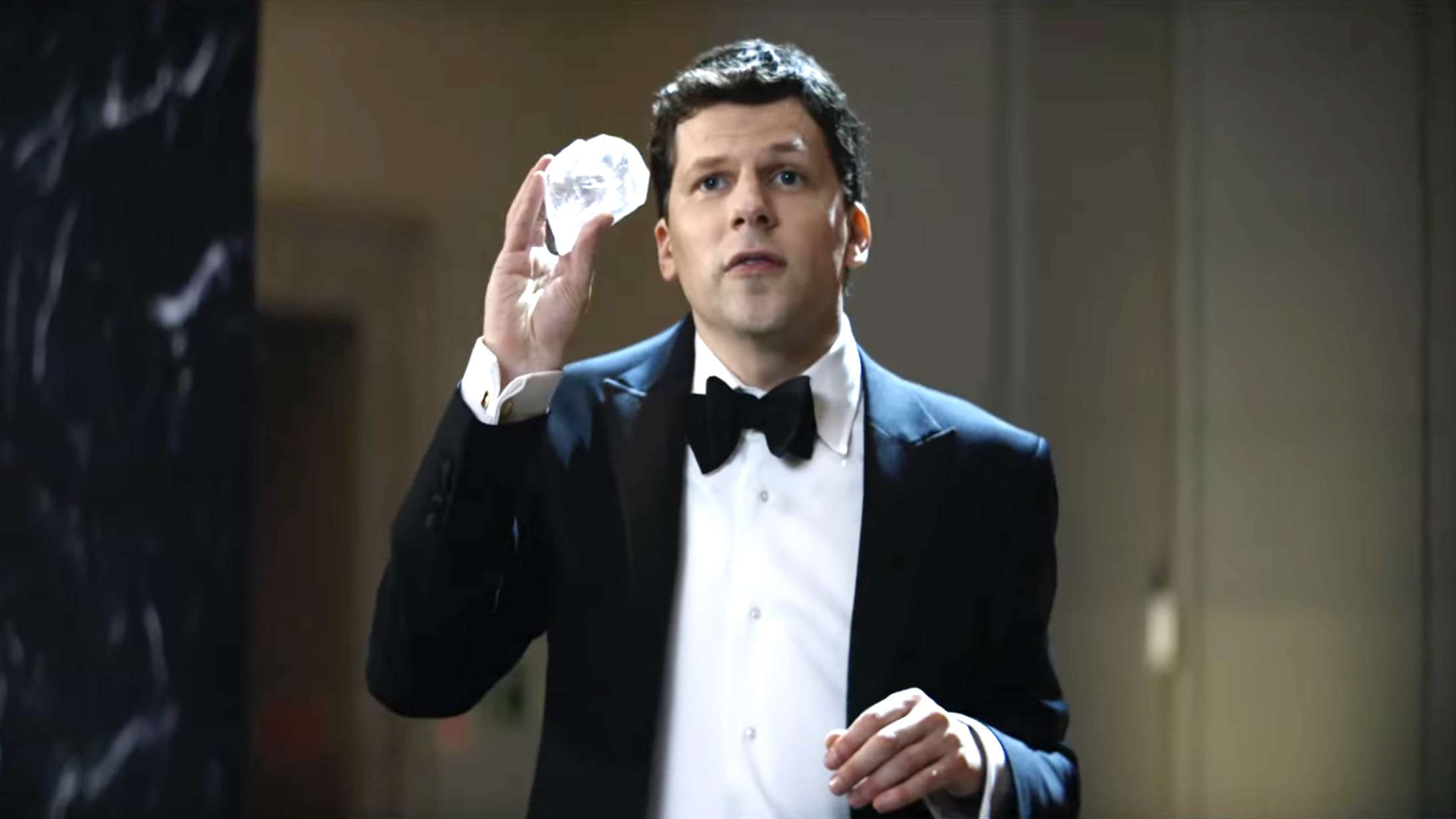 Jesse Eisenbergs tryllende forbrydere er tilbage i ny heistfilm – se traileren til ‘Now You See Me: Now You Don’t’