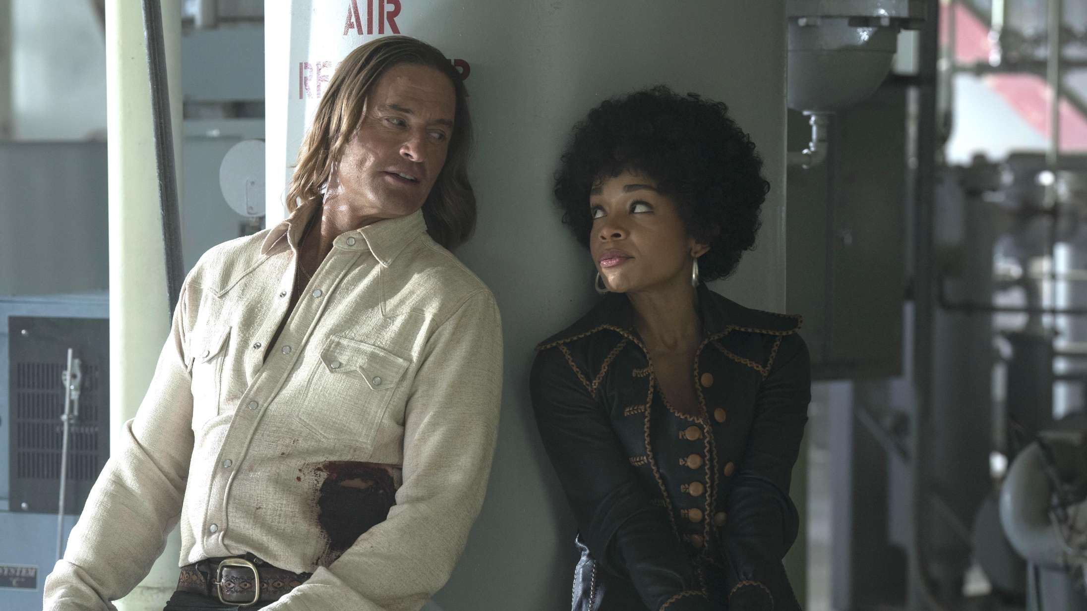 J.J. Abrams har ny serie på vej med ‘Lost’-stjerne som flugtchauffør – se traileren til ‘Duster’