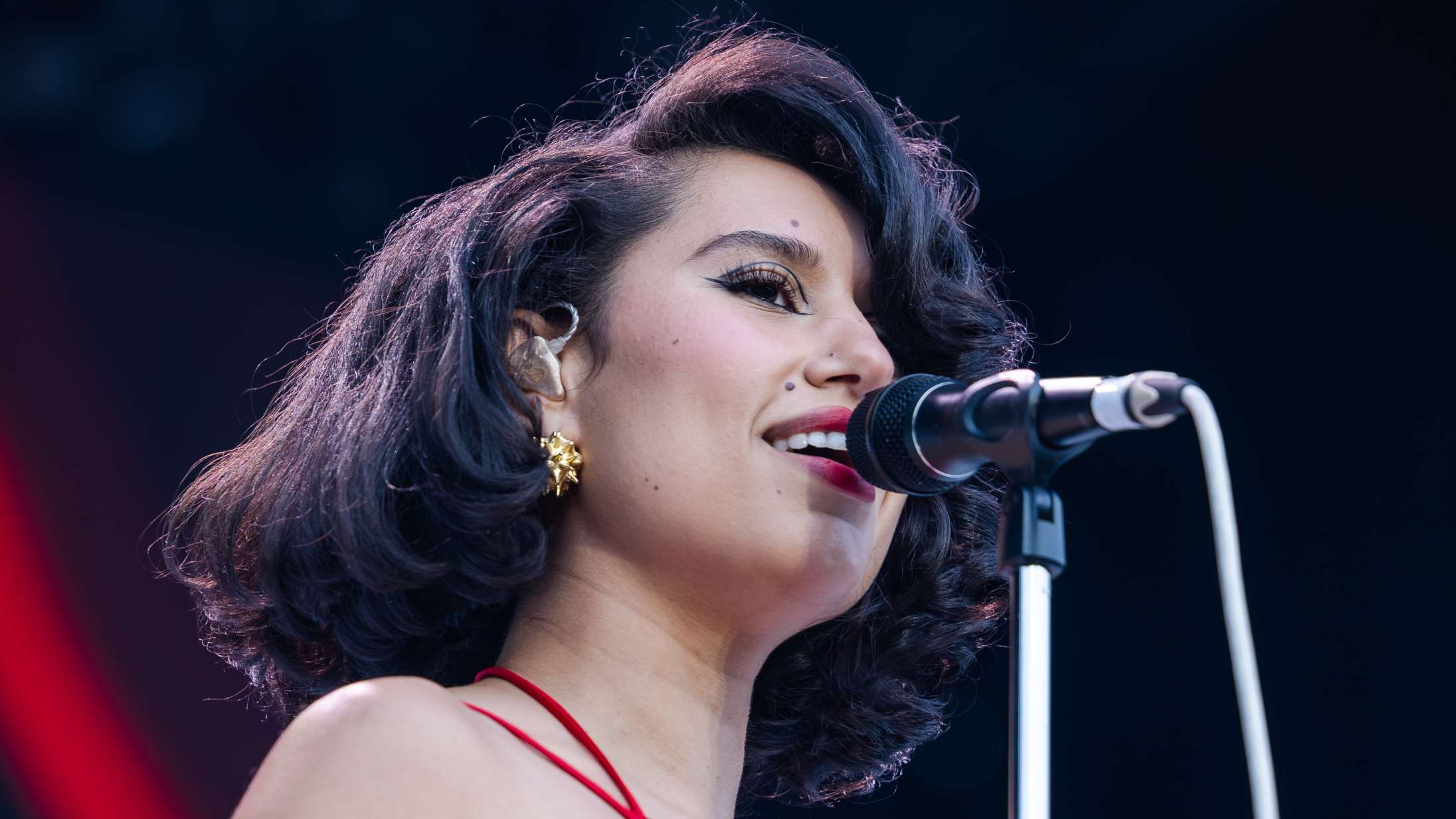 Raye annoncerer sin største danske koncert til dato – og udgiver ny single