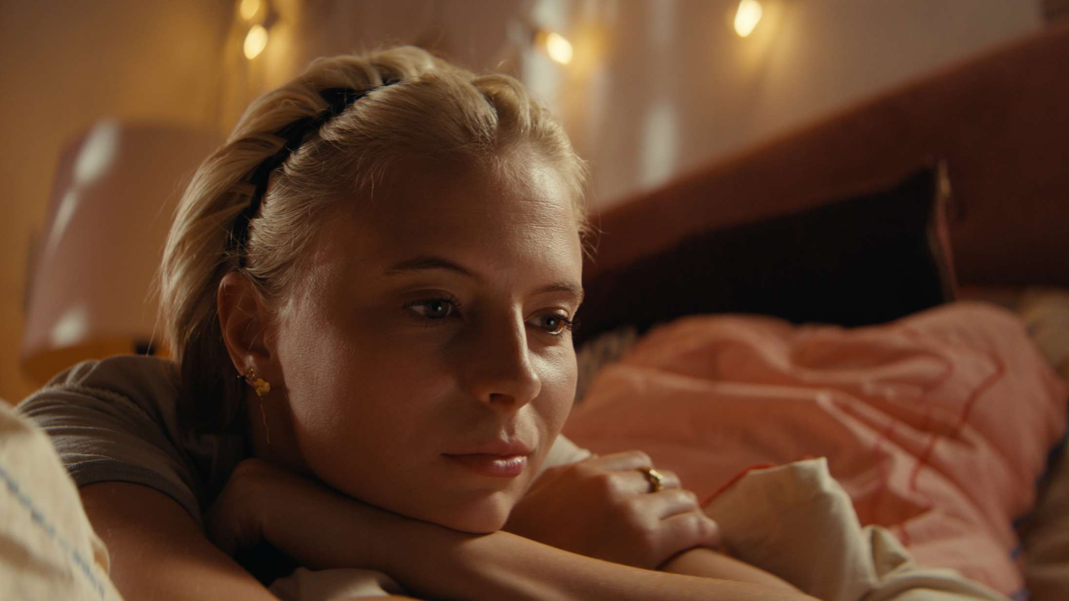 Hovedrolleaktuelle Karoline Hamms insiderhistorier: »Han var bare ministeren for god stemning på settet – kæmpe skud ud til ham«