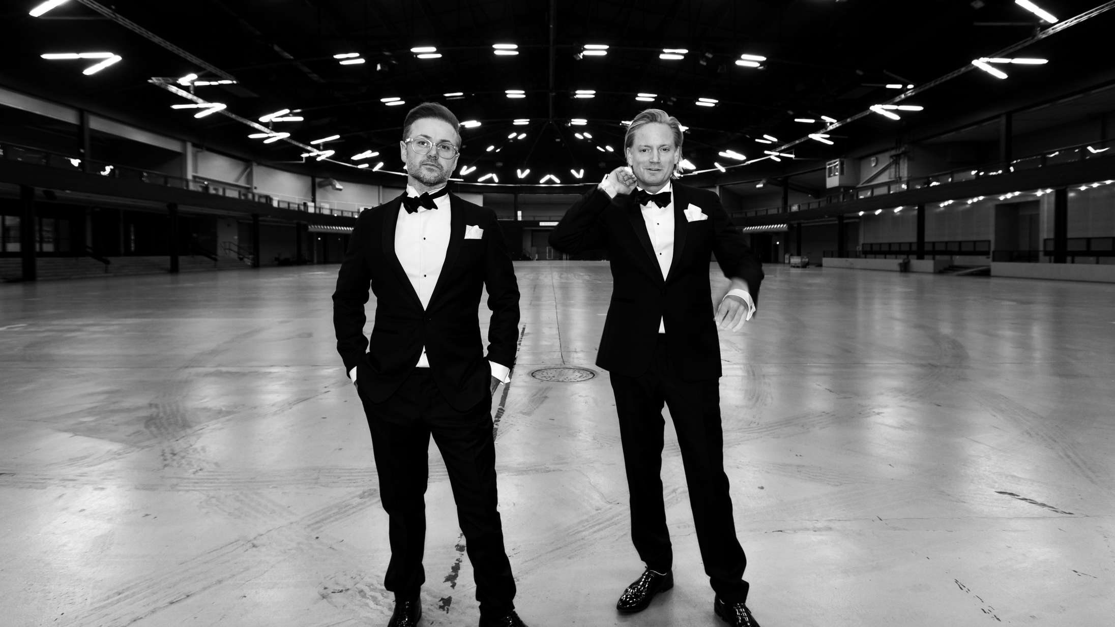 TooManyLeftHands annoncerer største show i karrieren