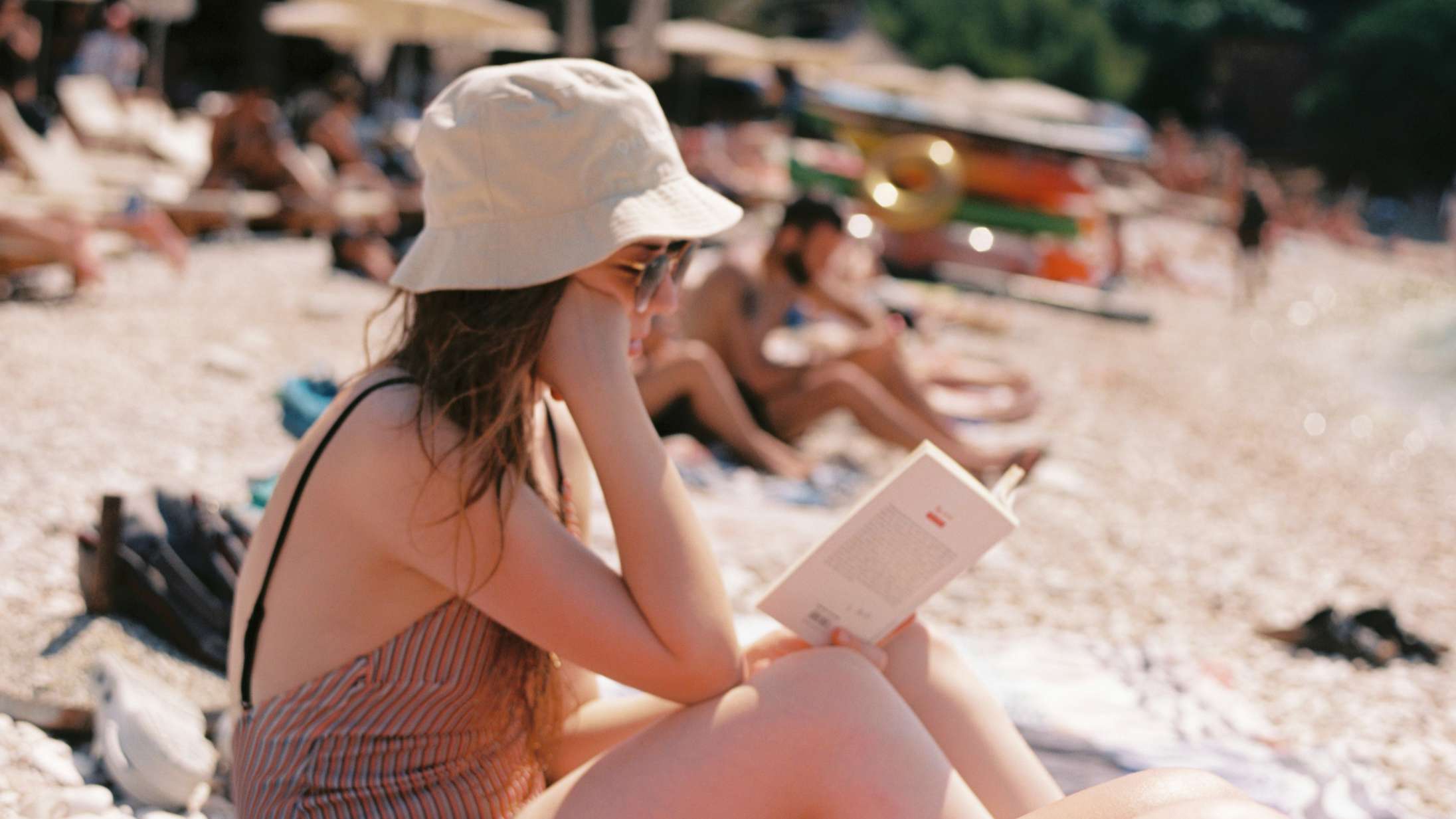 Til din sommerferie: 10 romaner med wauw-effekt på under 200 sider