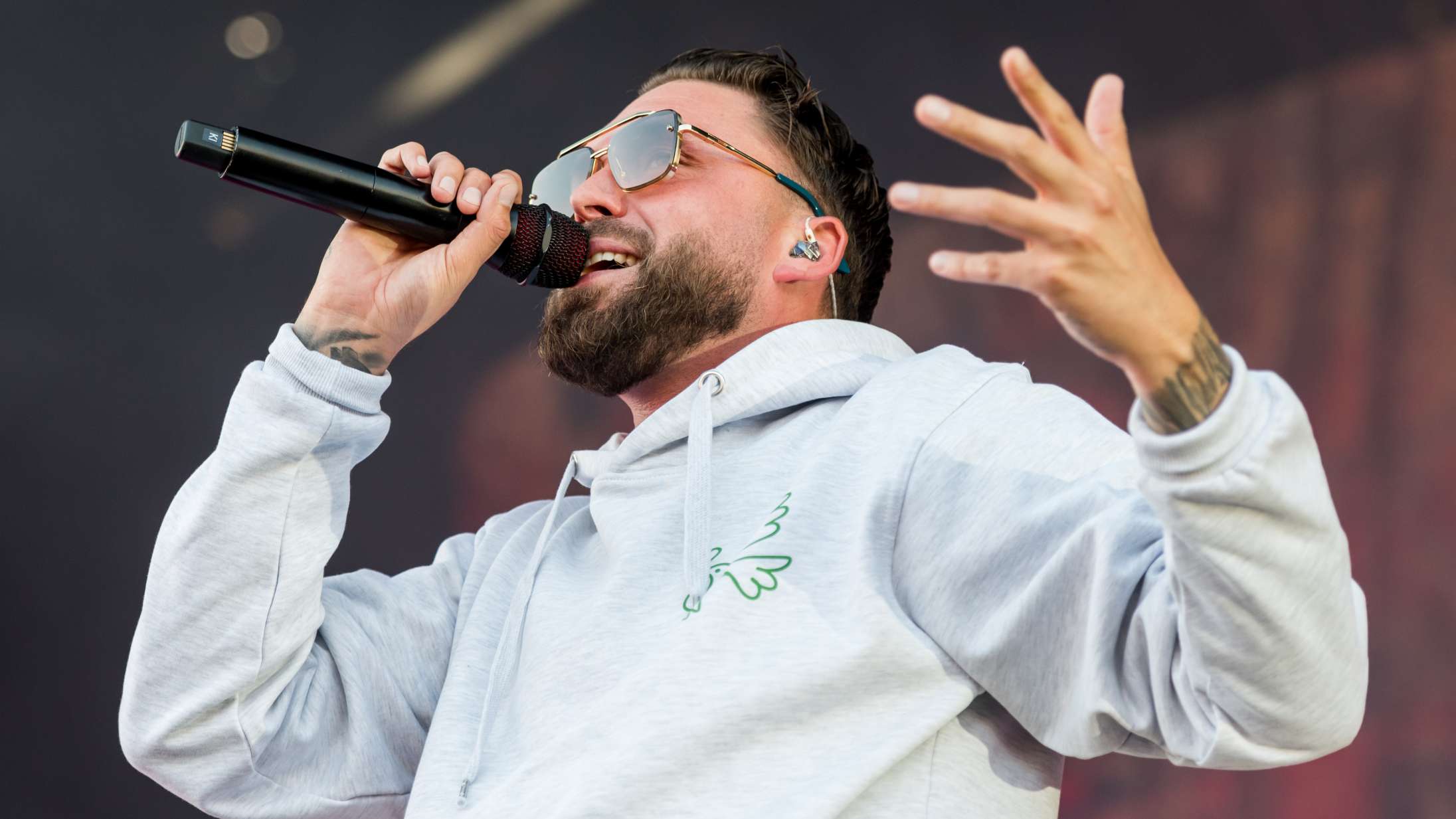 Gilli optrådte som én, der havde vigtigere ting at tænke på end sin Grøn-koncert