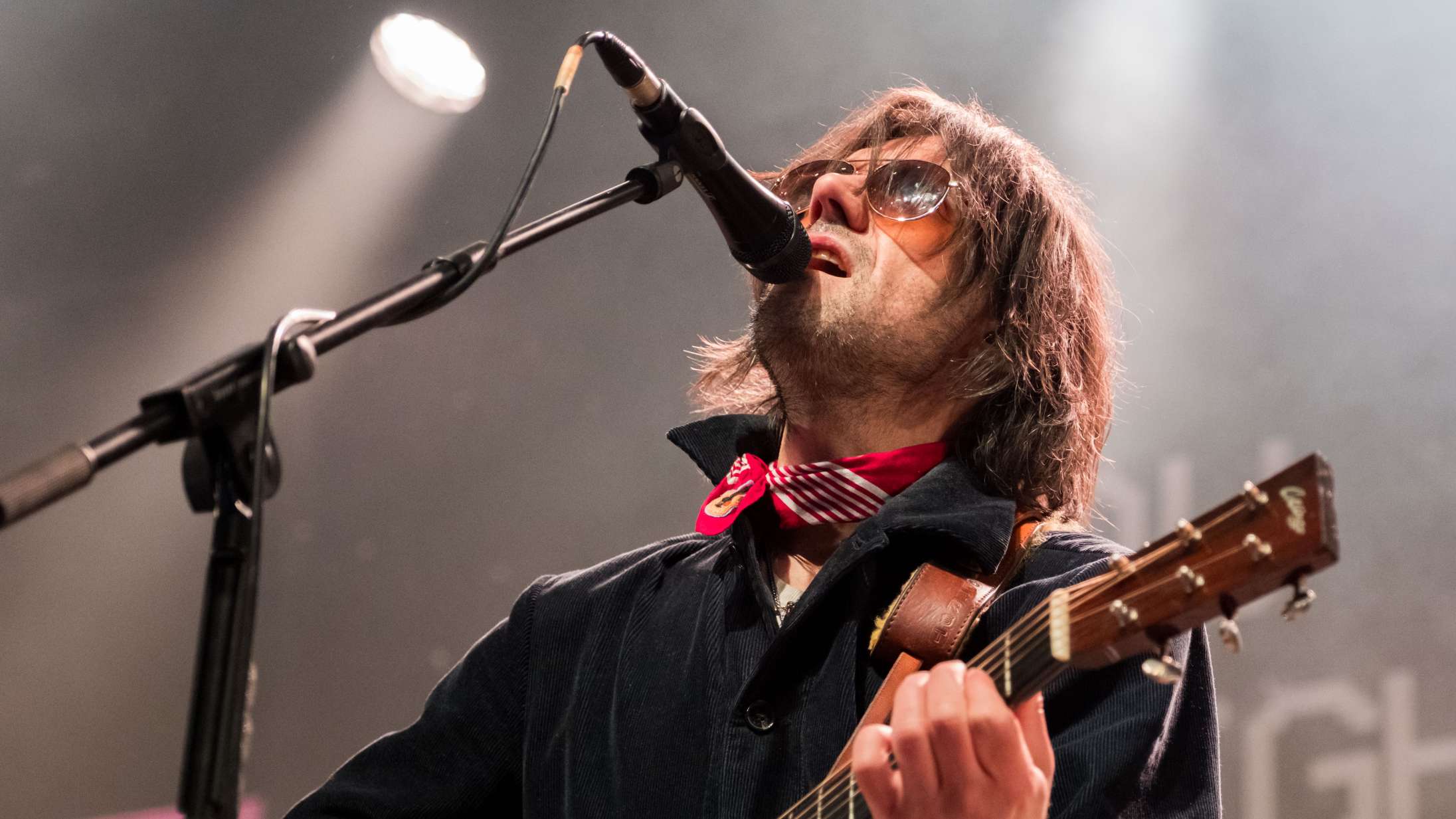 Bright Eyes på Roskilde Festival: Conor Oberst spillede, spyttede og sang, som gjaldt det hans liv