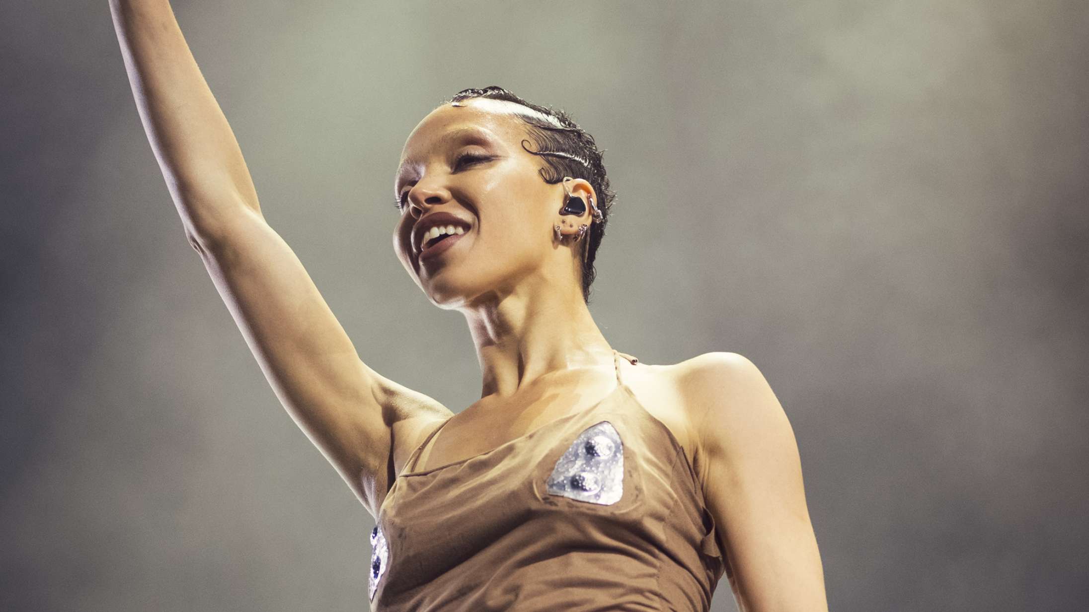 FKA Twigs vender tilbage til Danmark