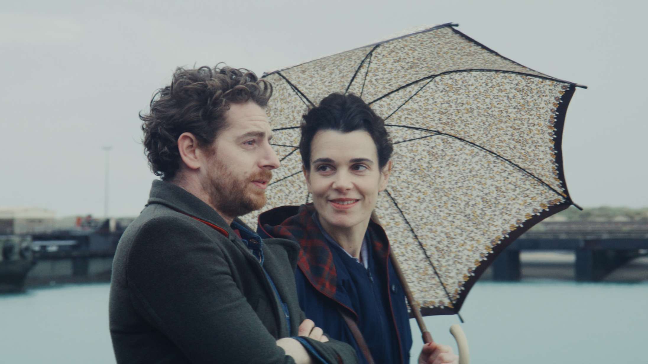 ’Jane Austen ødelagde mit liv’: Vaskeægte romcom er som et stort hjertevarmende slumretæppe