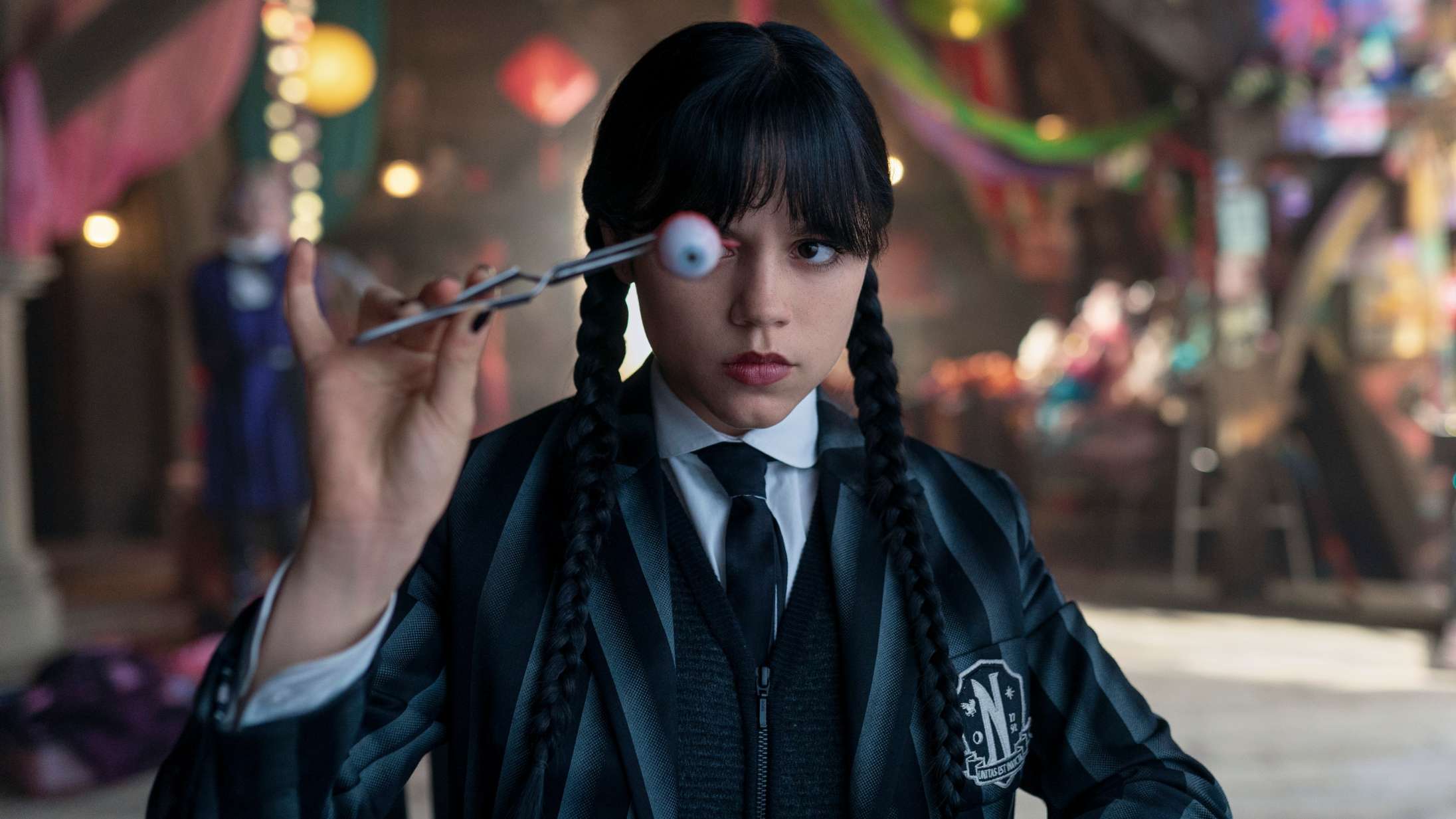 ’Wednesday’ sæson 2 del 1: Jenna Ortega minder os om, hvorfor vi forelskede os i hende