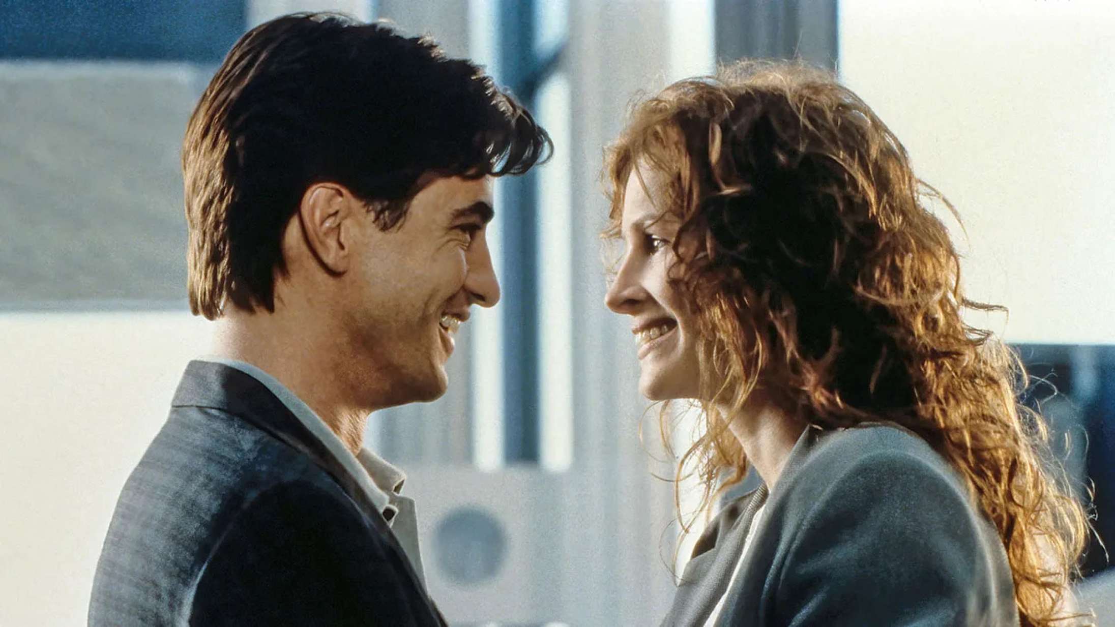 Populær 90’er-romcom med Julia Roberts får en toer – hypet instruktør ombord