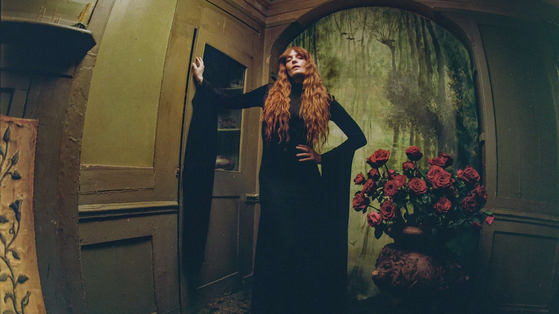 Florence + The Machine går i den helt rigtige retning på postpunket ny single