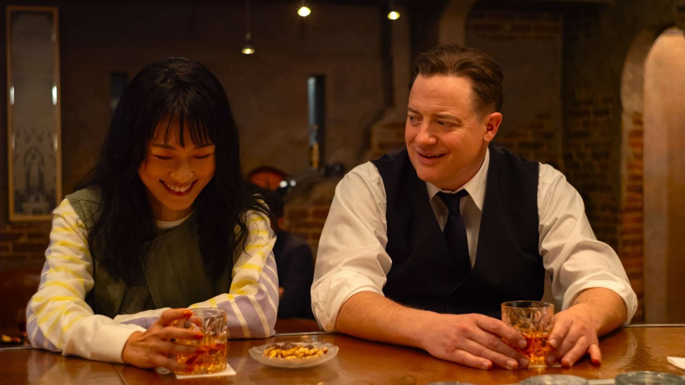 Brendan Fraser kan lejes som far og ægtemand i ‘Rental Family’ – se traileren