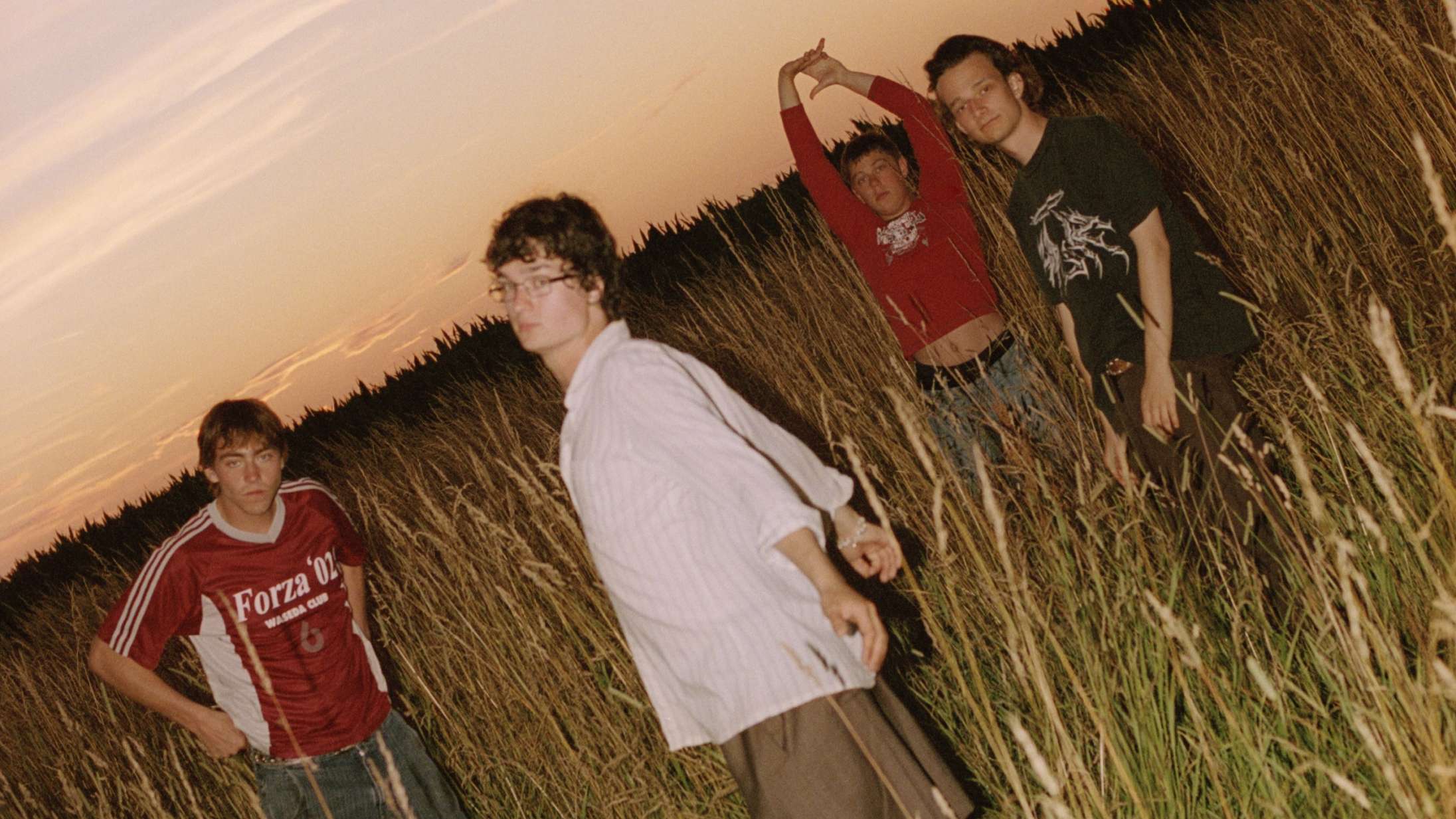 Aphaca annoncerer nyt album og eksklusive lytte-events