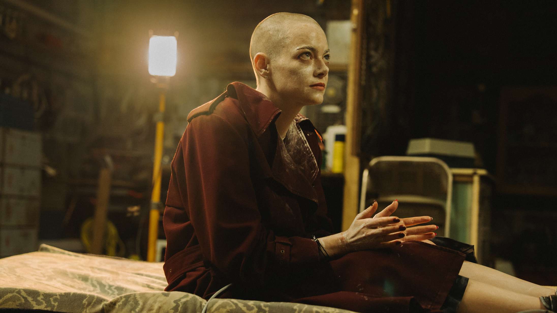 Soundvenue LIVE: Se Yorgos Lanthimos’ nye Emma Stone-brag ’Bugonia’ før alle andre