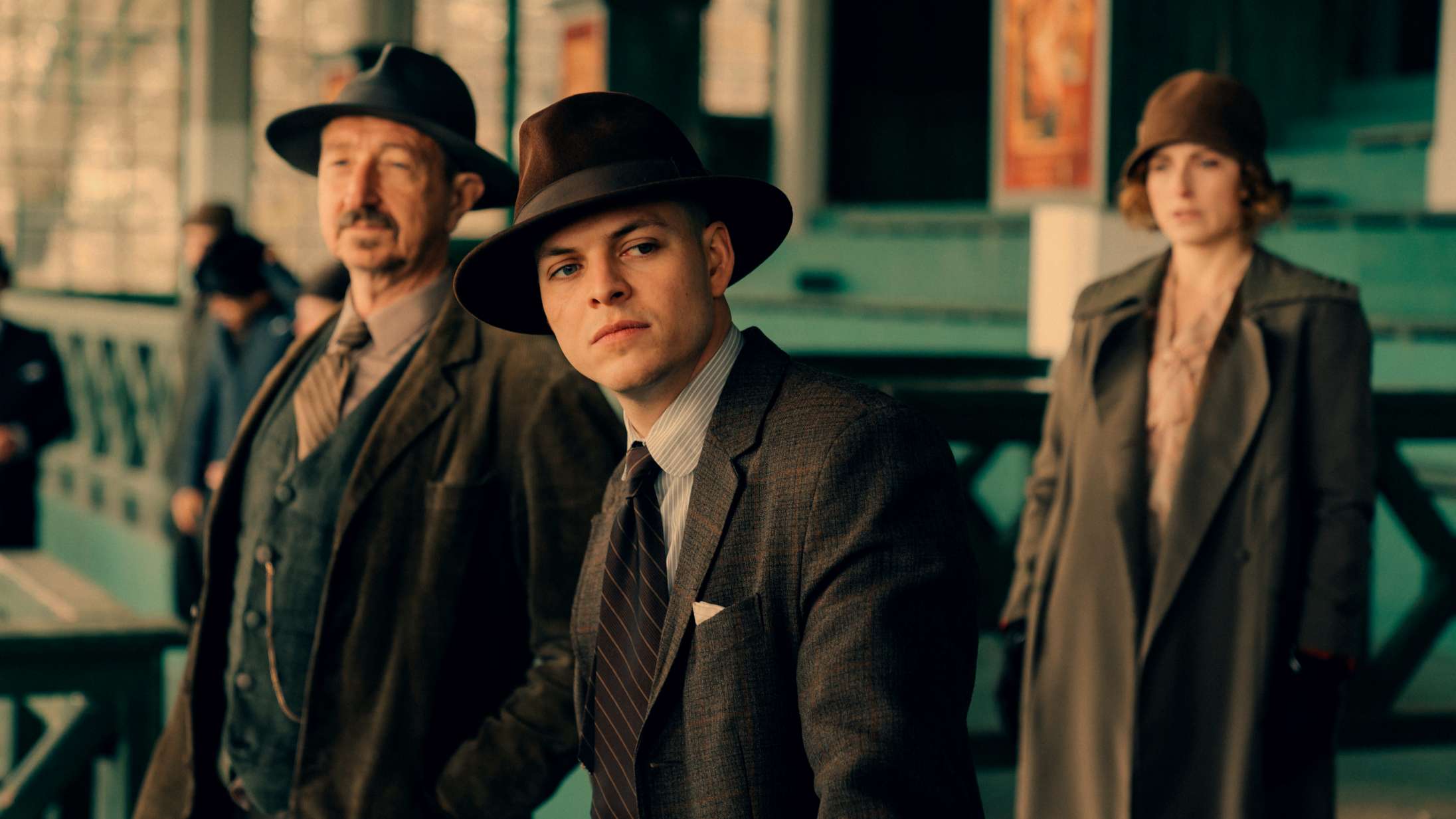 ’Rejseholdet – det første mord’: Afdeling Q møder ’Badehotellet’ i vovet og legesyg dansk krimisatsning