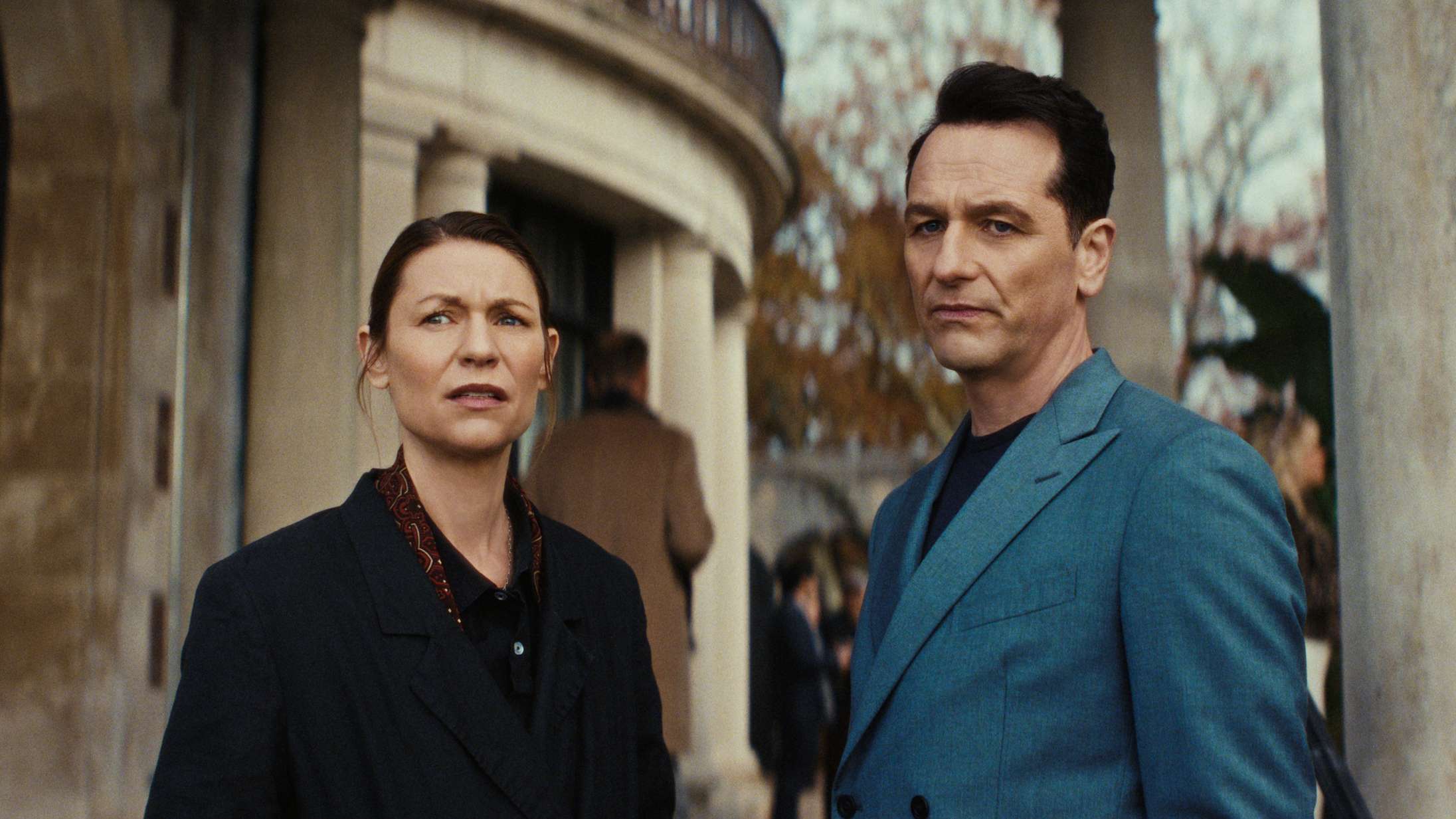 ‘Homeland’-skaber genforenes med Claire Danes i ny Netflix-thriller – se første trailer til ‘The Beast in Me’