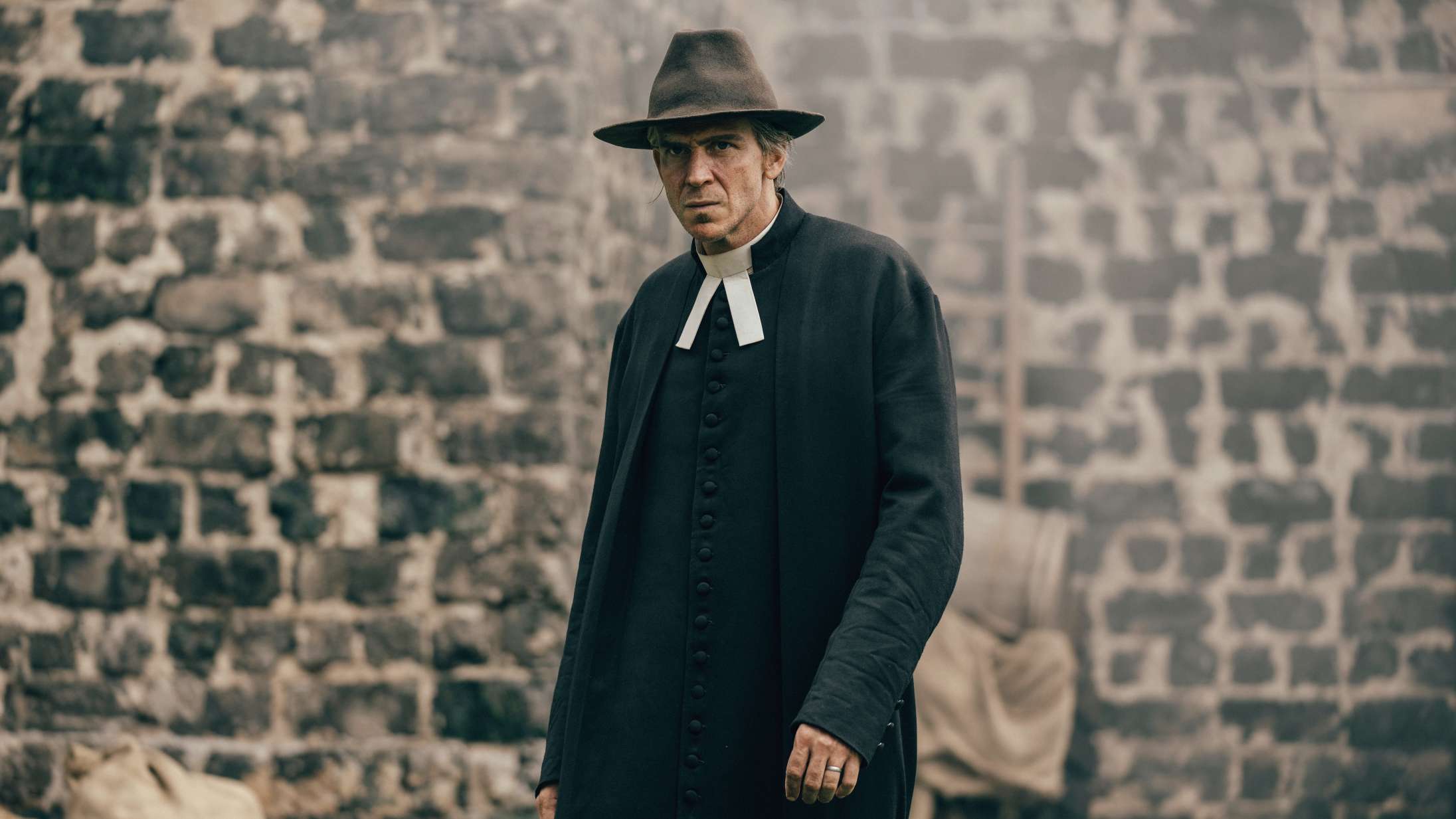 ‘At koge bjørn’: Disney+’s nye nordiske serie koger tynd suppe på banalt mordmysterie