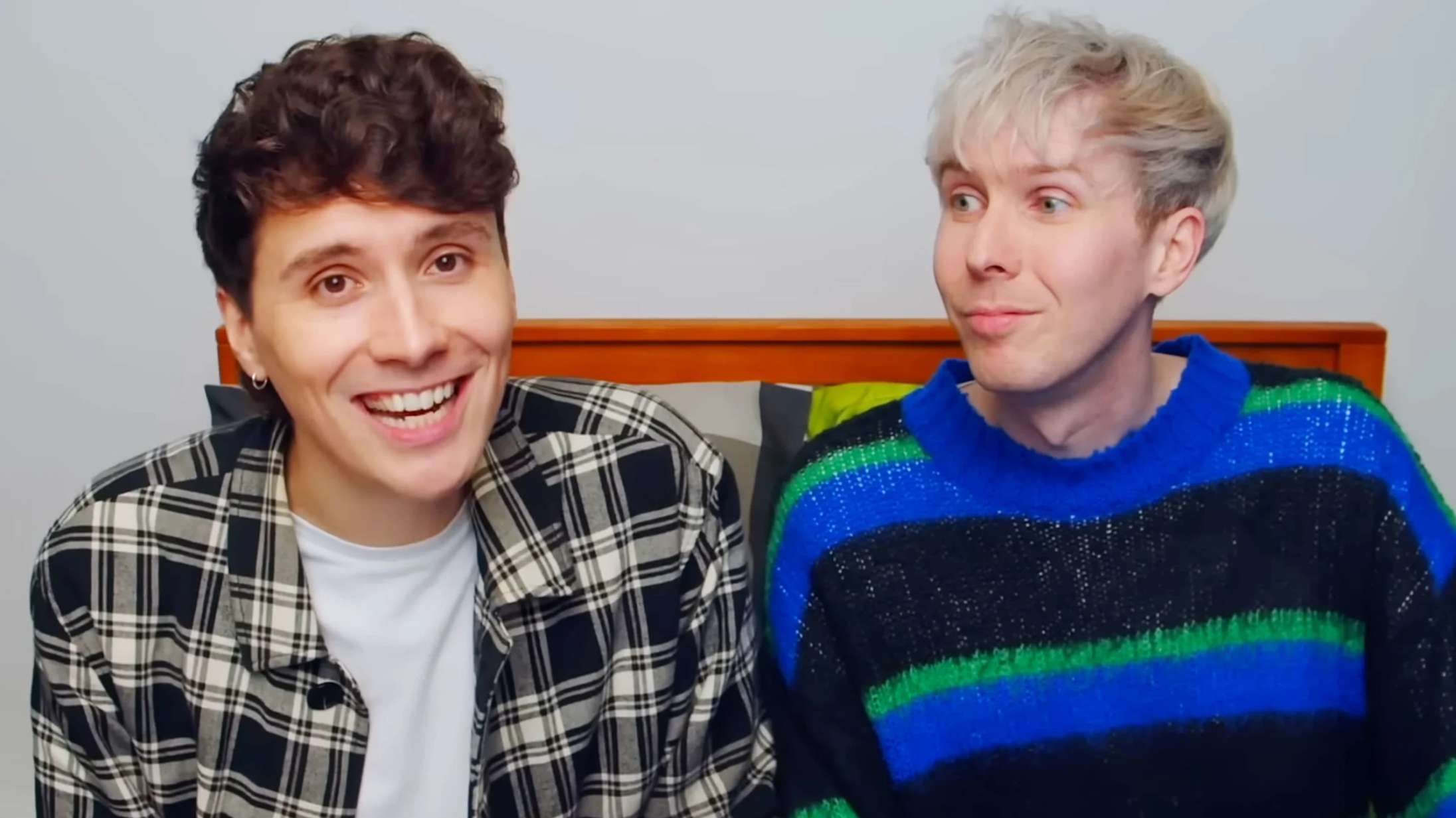 To YouTube-stjerner var hemmelige kærester i 16 år, og det er ikke kun godt, at de nu har delt det