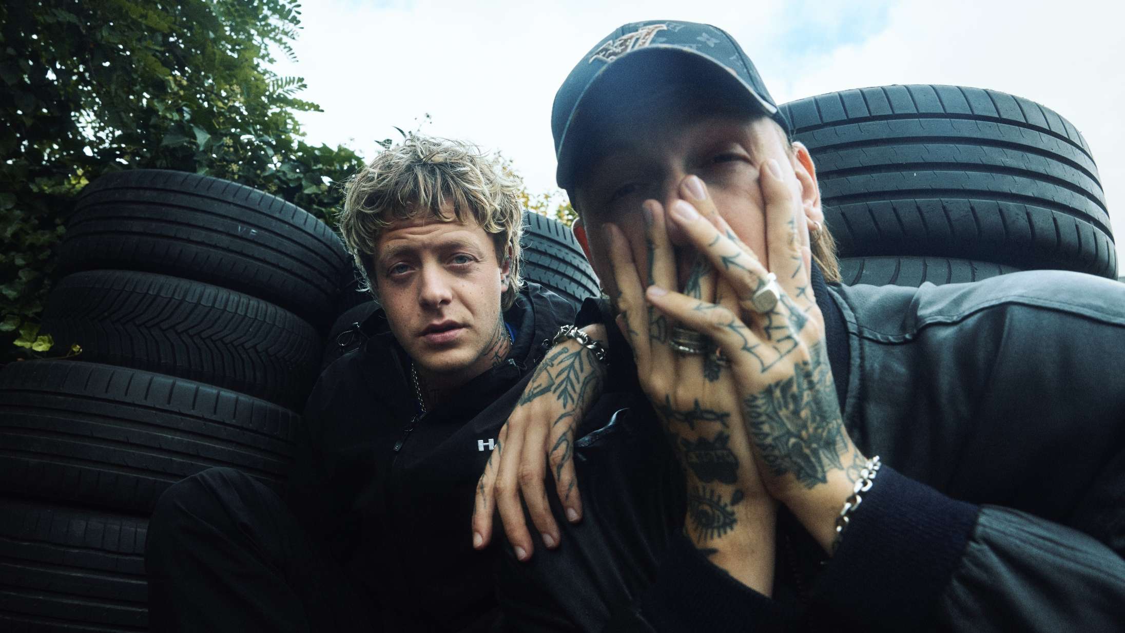 Det er svært at lytte til Fabräks ‘Lovløs’ uden selv at få lyst til at begå bankrøveri