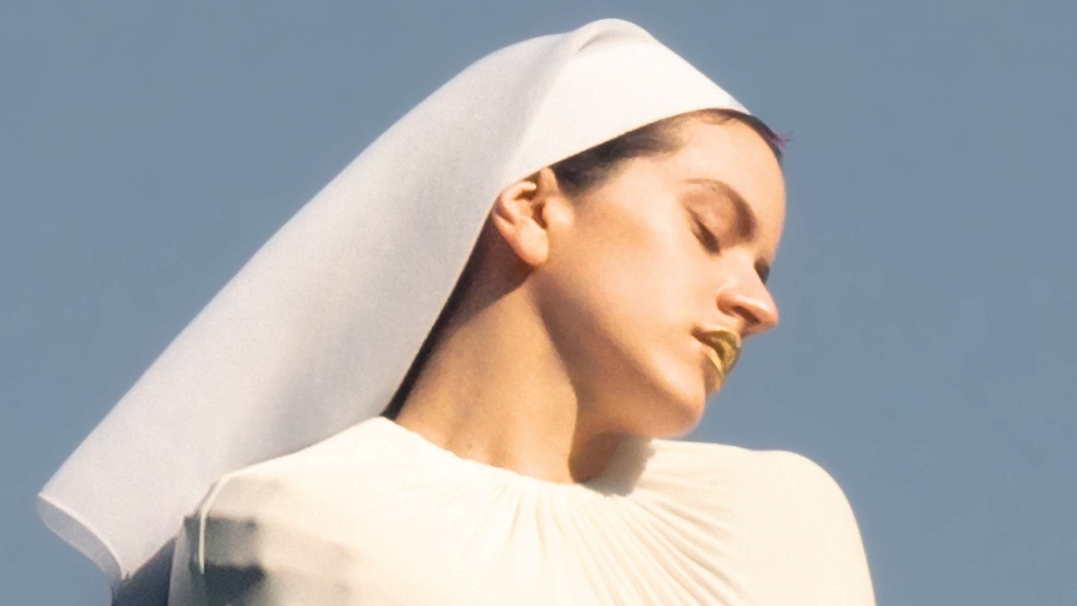 13 forskellige sprog?! Her er fem ting, vi lærte om Rosalías kommende album i ny podcast