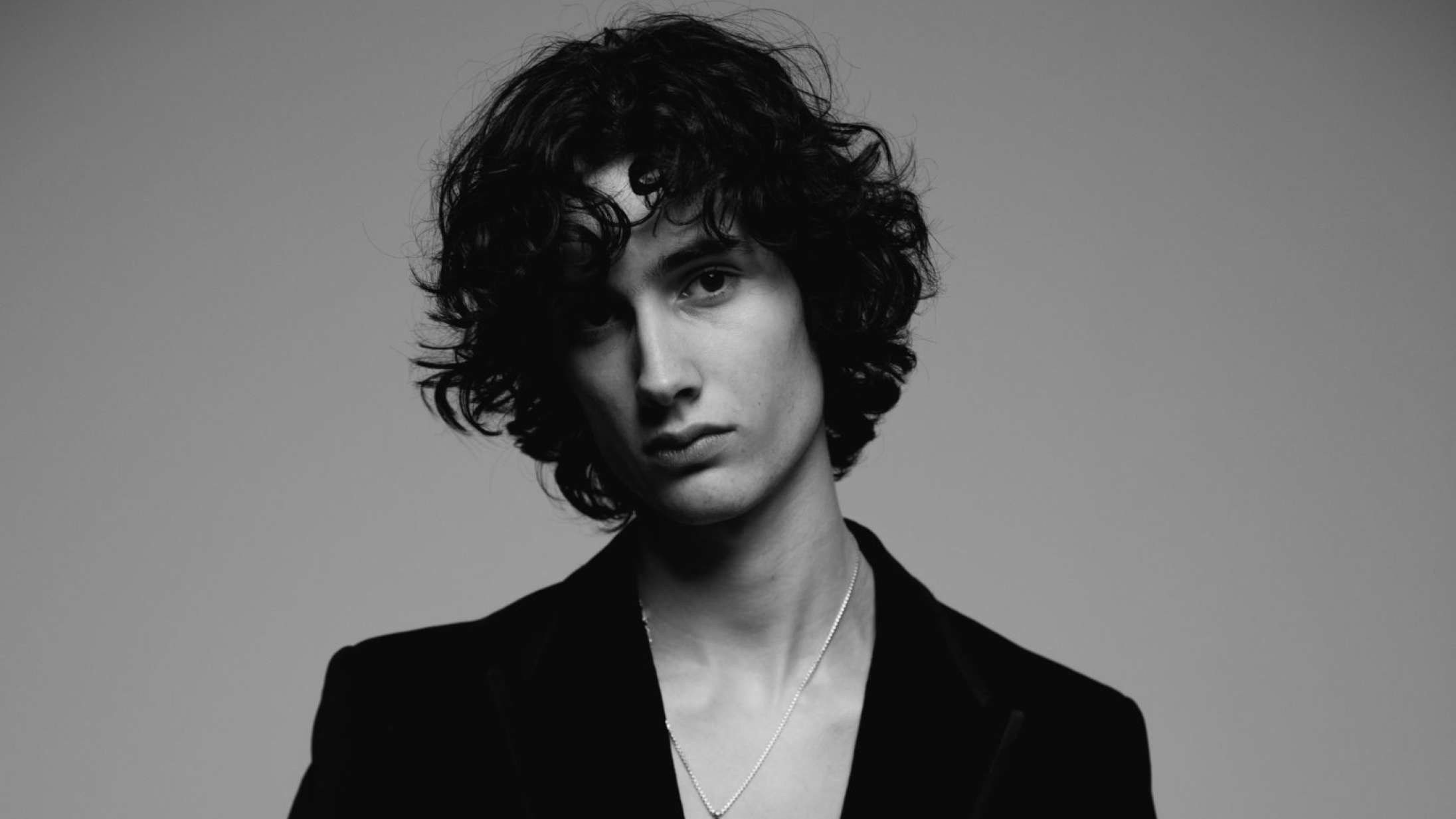 Sombr svarer igen efter hård kritik af koncerter: »Det har sat gang i en massiv udskamning af min krop«