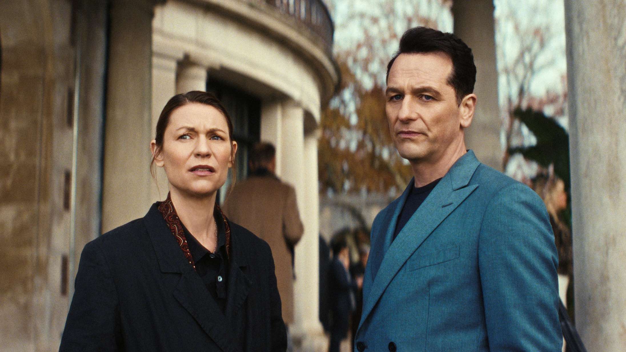 Claire Danes vender tilbage i ‘The Beast in Me’ sæson to
