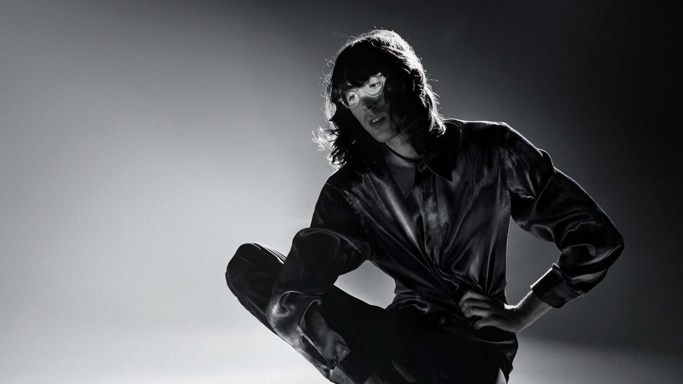 Ugens Top Tracks: Charli XCX’s mest euforiske hit lyder pludselig som et isnende angstanfald