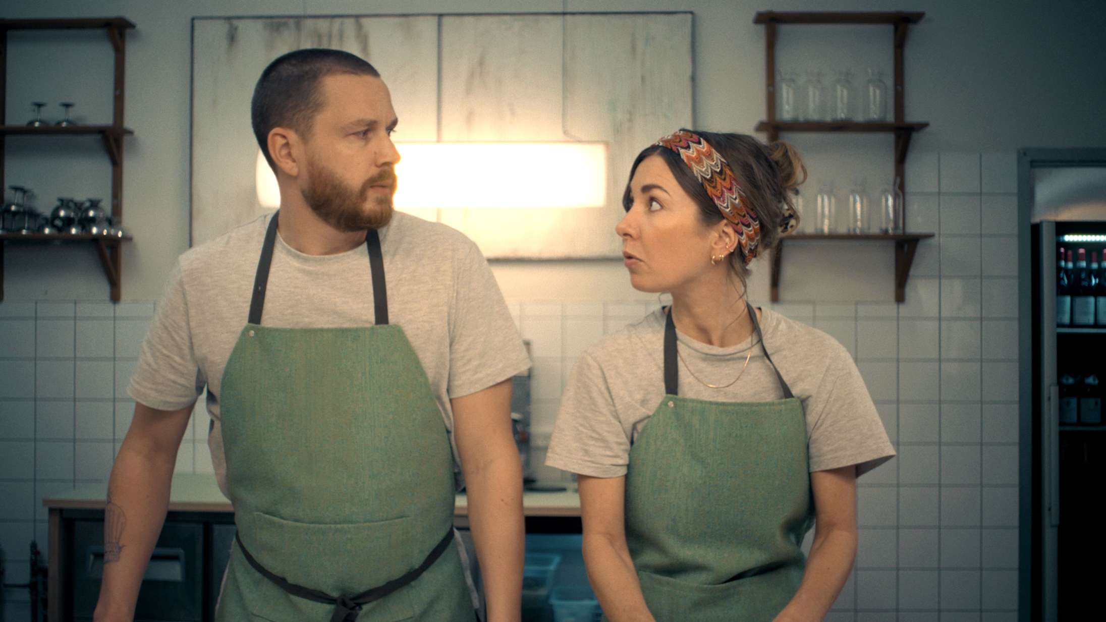 ’Bag enhver mand’ sæson 2: Julie og Jesper køkkenopfølger er fuld af snappy sandheder, men …