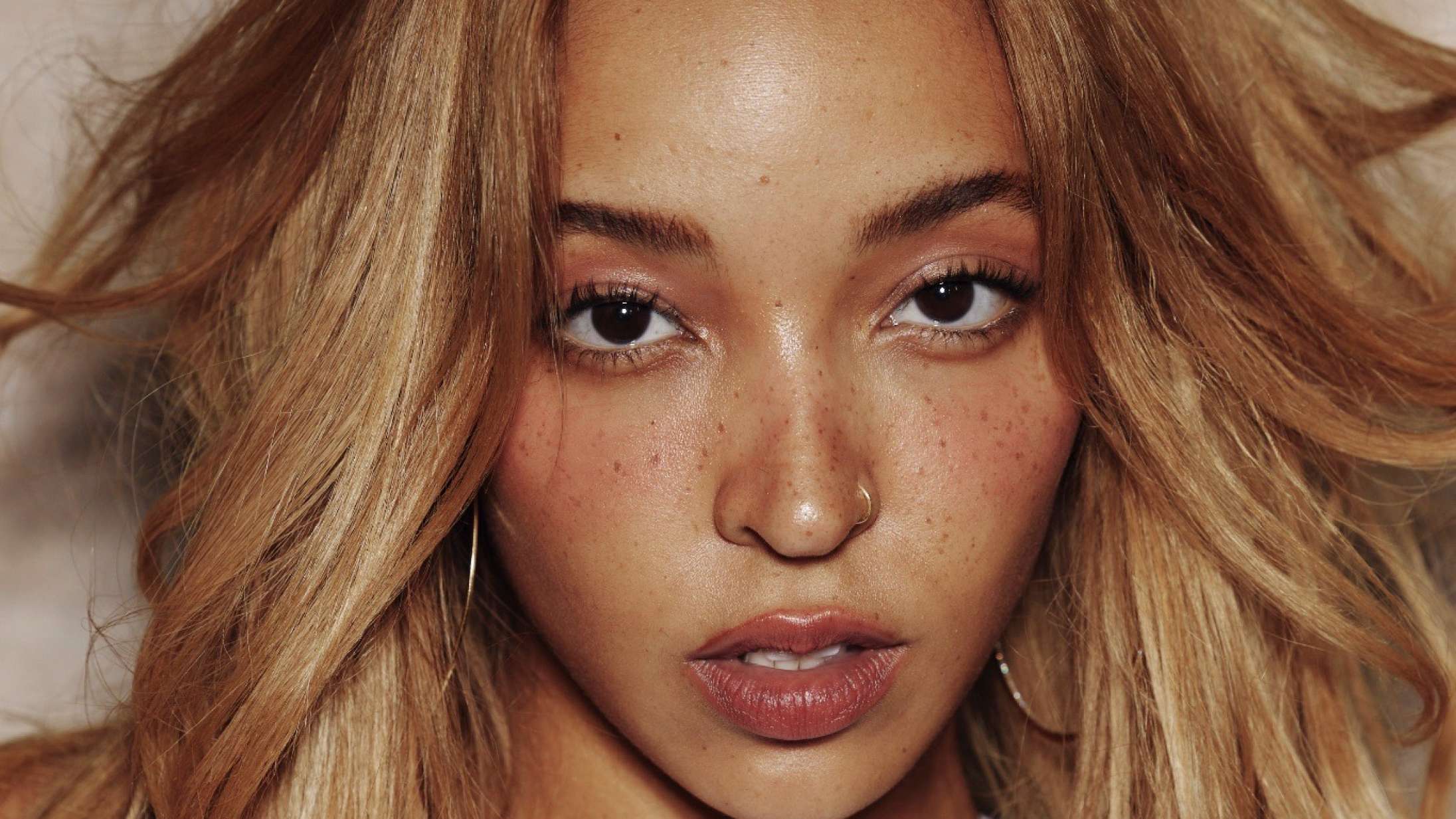 Med sin virale sexhymne genvandt hun kontrollen over både begær og karriere