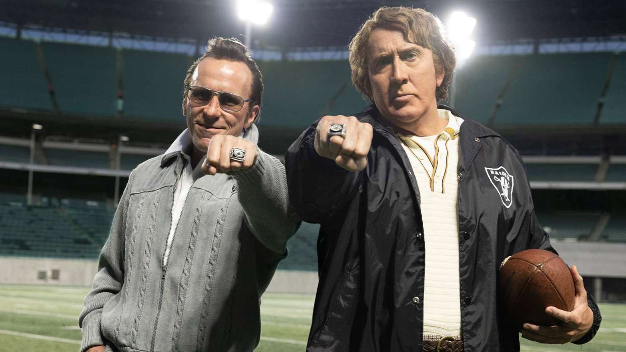 Se Nicolas Cage som sportslegende i første trailer til David O. Russells nye komedie