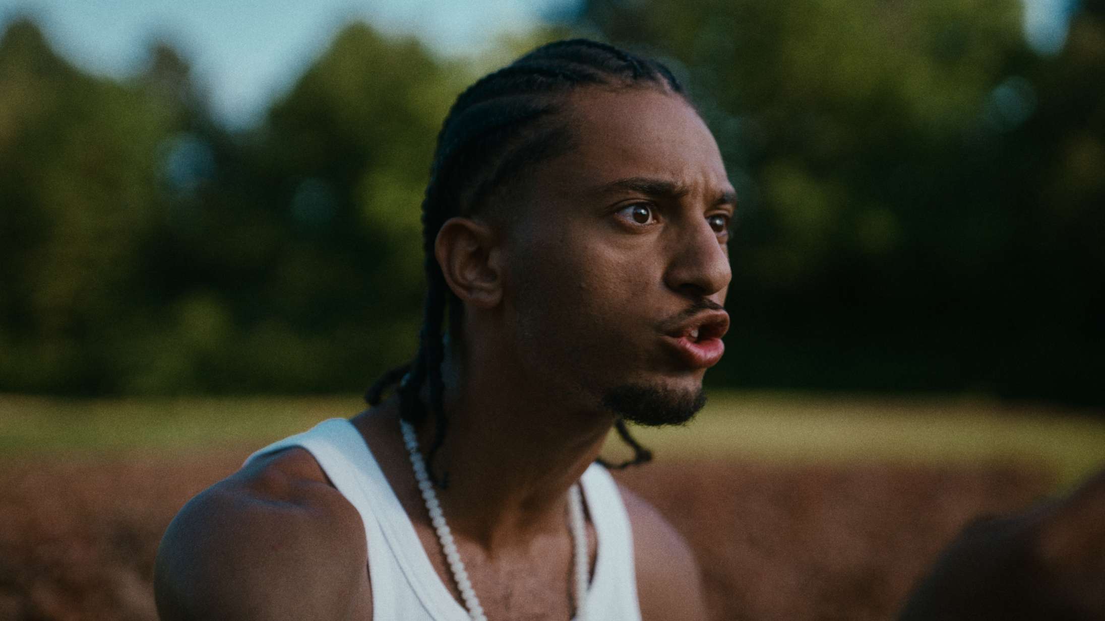 ’King’: Kontroversiel Ali Sivandi-serie rammer hovedet på sømmet i sit blik på Københavns bandemiljø