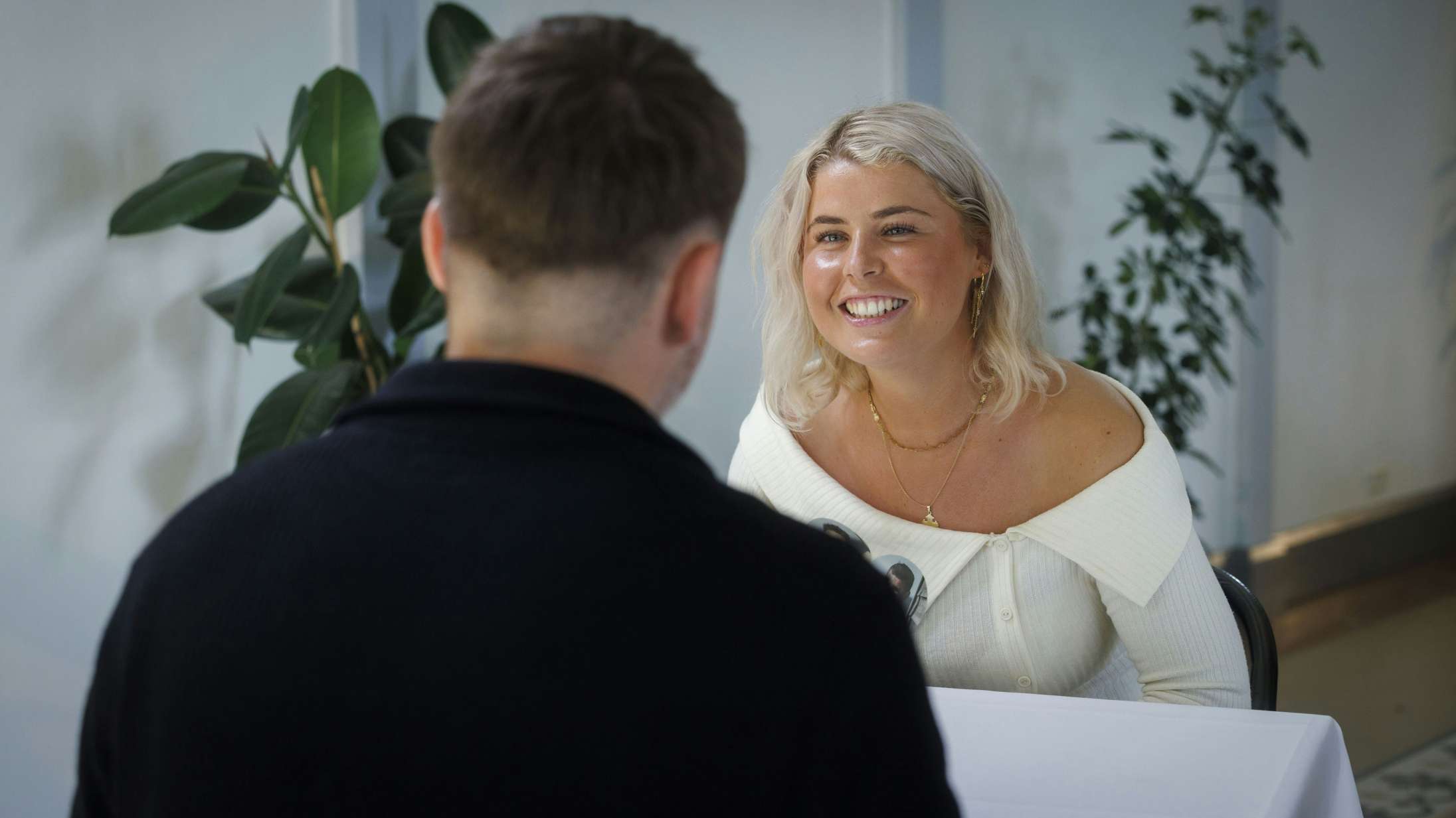 Gud forbyde, at TV 2’s mærkelige datingprogram bliver ligesom alle de andre