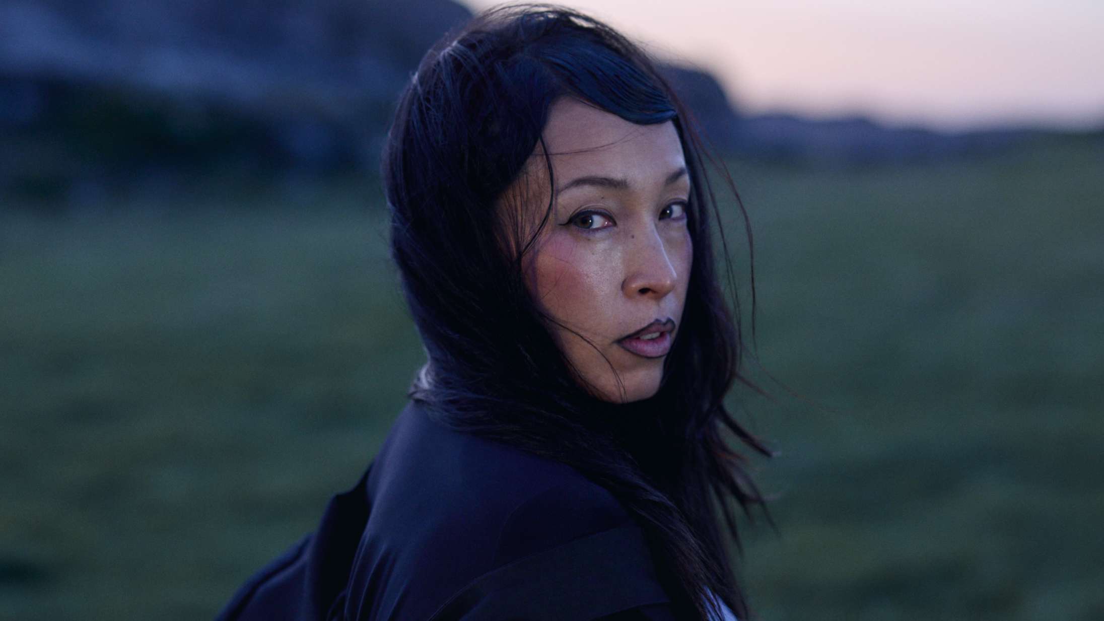 Hun var stemmen i Little Dragon – nu står Yukimi alene i København