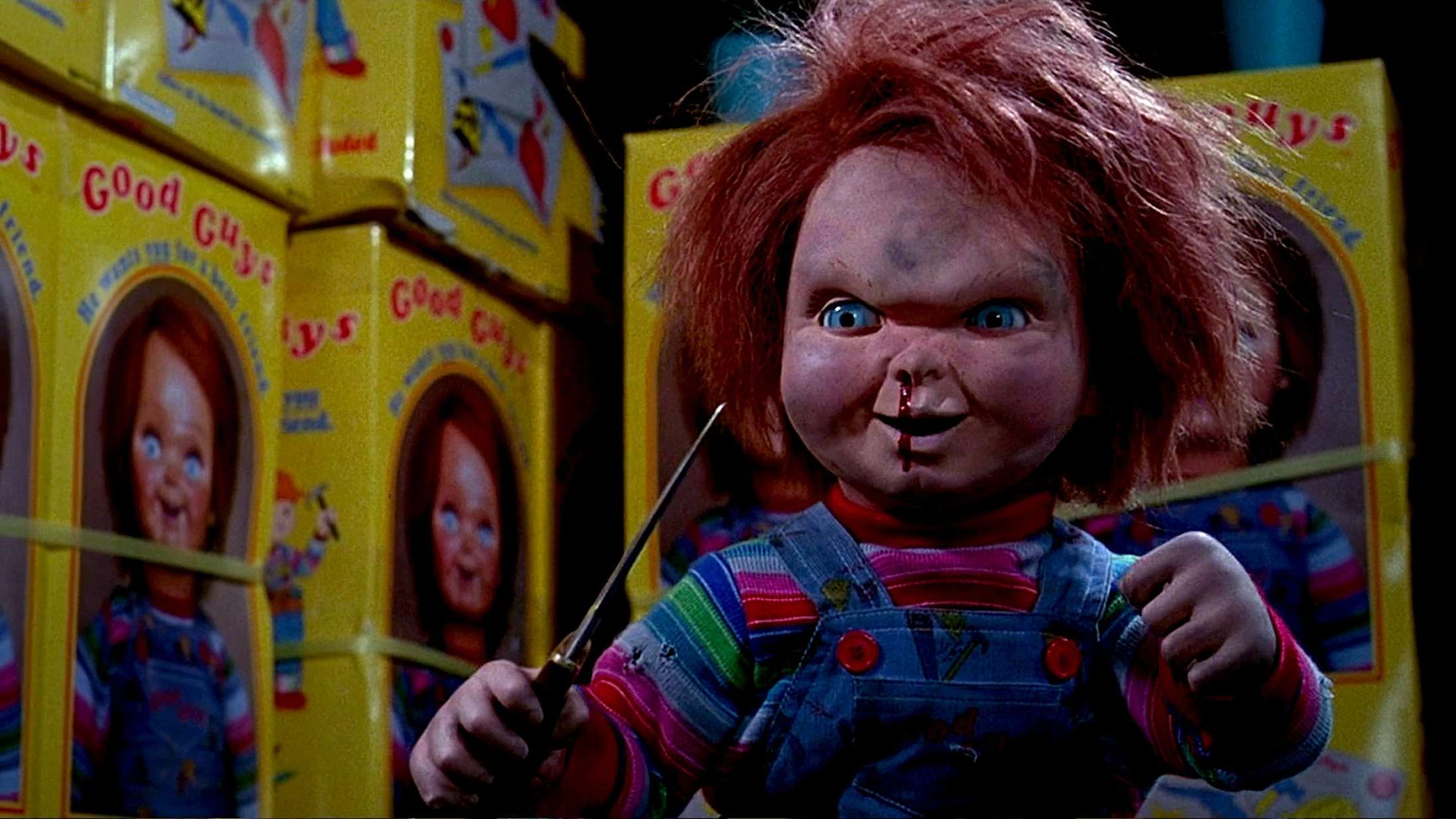 Tør du lege med Chucky? Filmene om dræberdukken er stadig forbandet underholdende