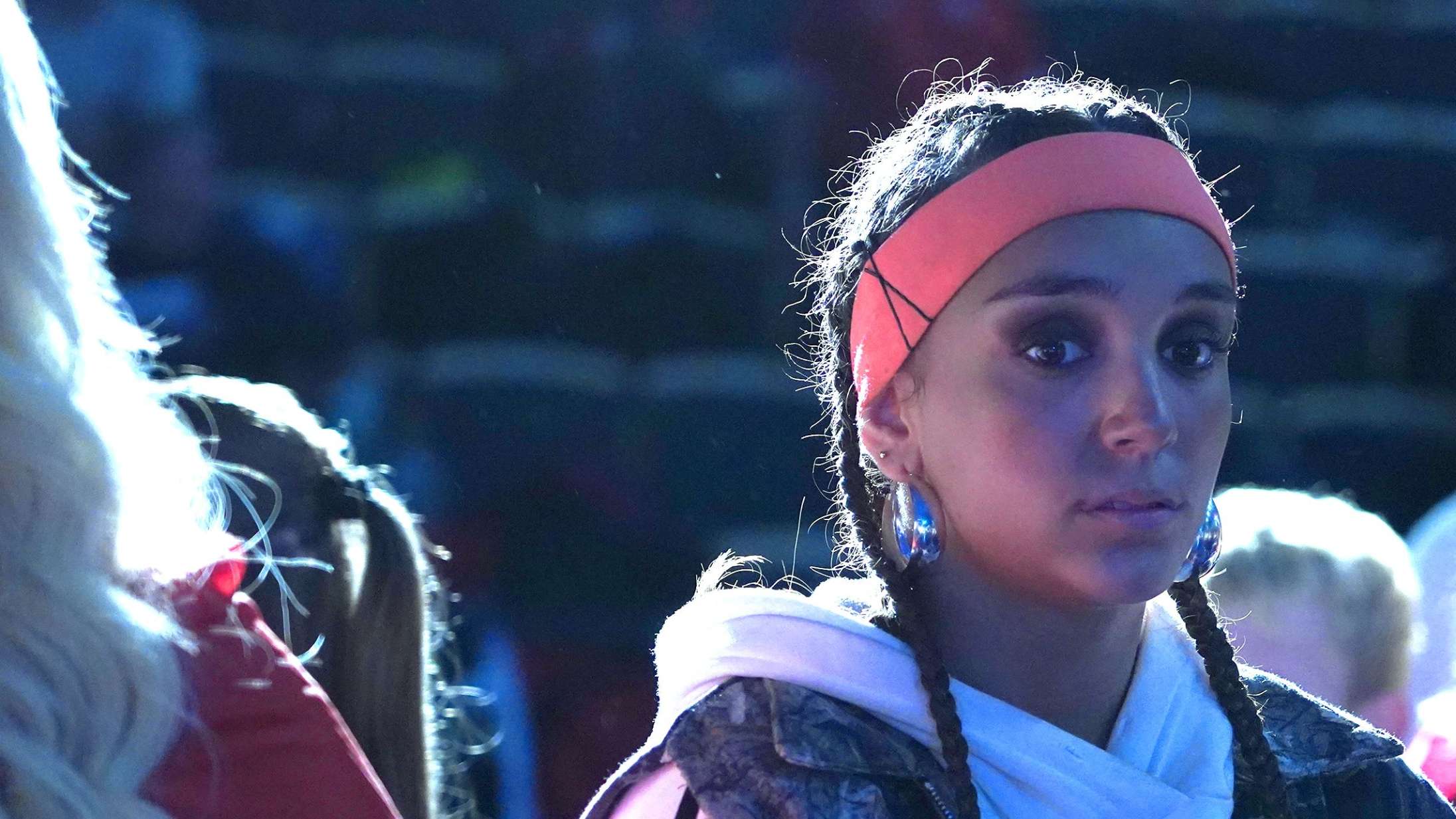 ’Elitedanserne’: Ny DR-dokumentar lægger sig i smørhullet mellem curling- og trivselsdebat