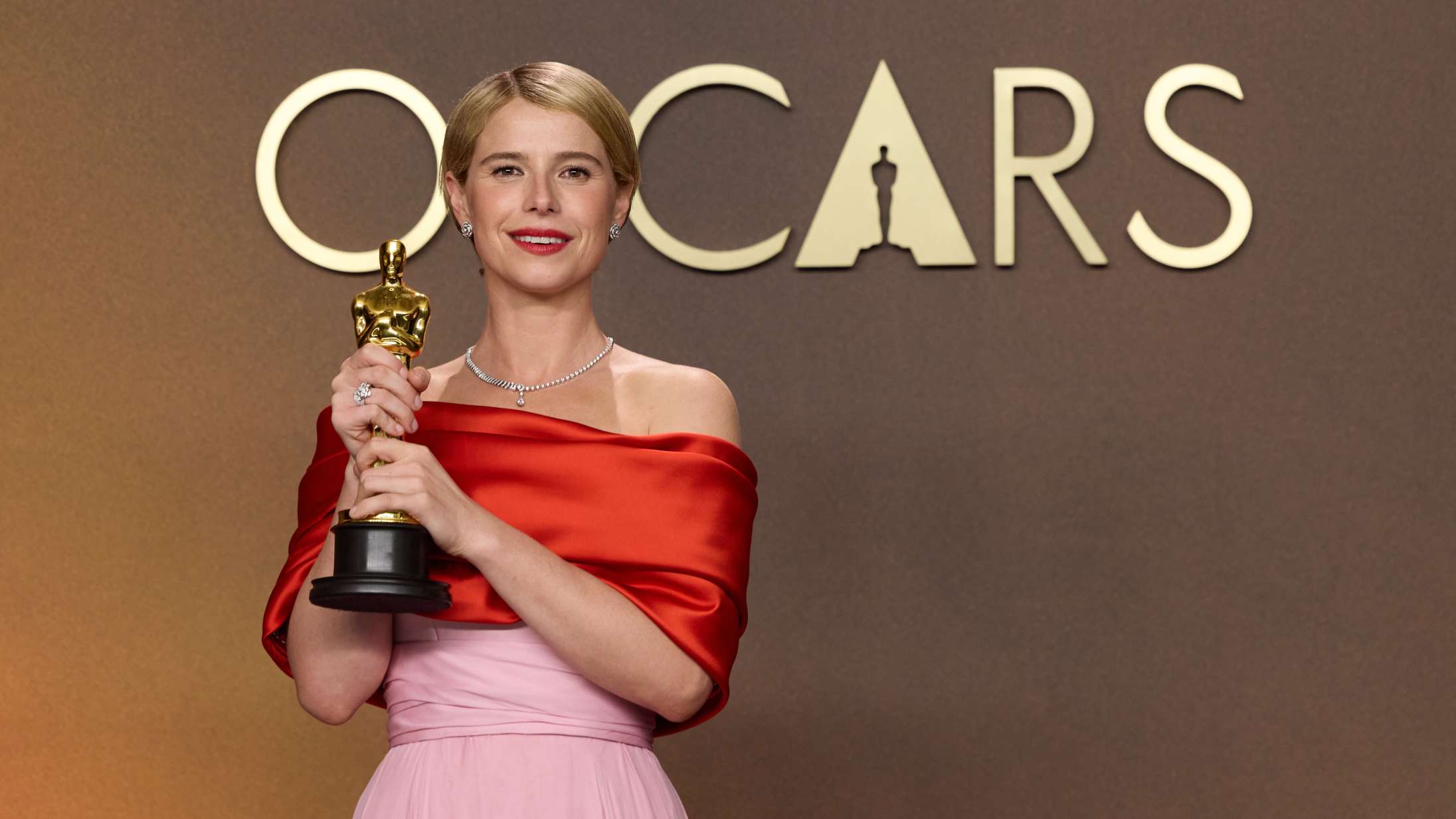 Jessie Buckley er gået fra traumatiseret reality-deltager til Oscar-vindende urkraft