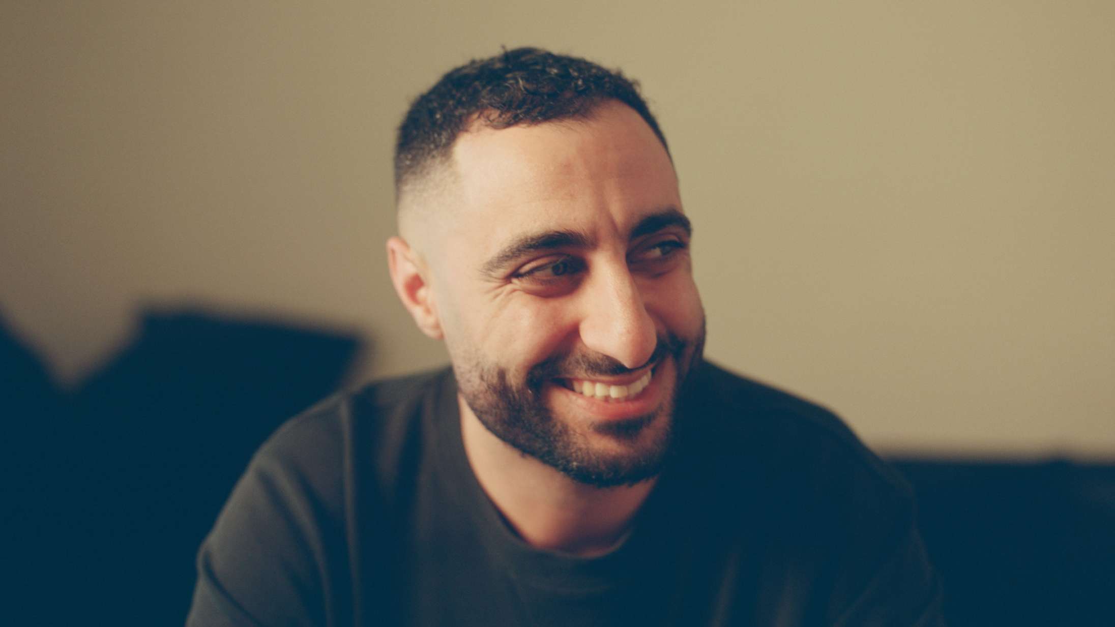 ‘La Mif’: Endelig får Babak Vakili stillet sin far spørgsmålet om, hvorfor han forlod ham