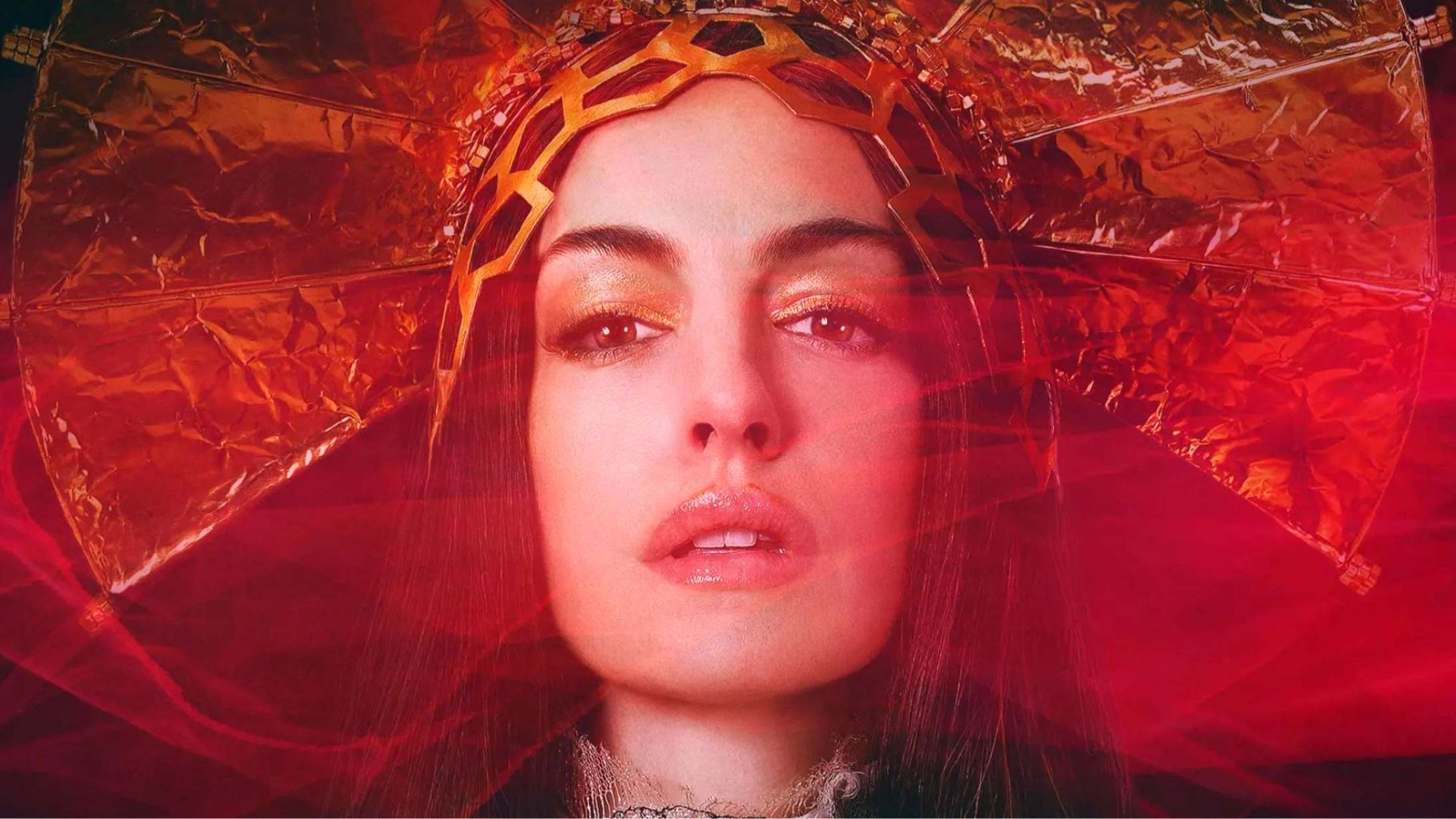 Anne Hathaway droppede næsten ud af ’The Green Knight’-instruktørs nye film: »Det her er virkelig skidt«
