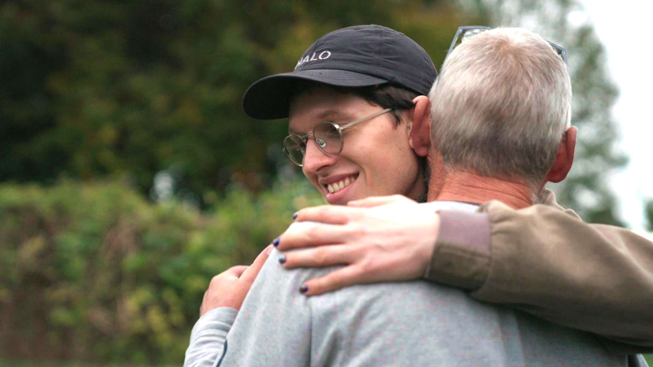 Krampagtig far-søn-kærlighed lever i bedste velgående i ny DR-serie