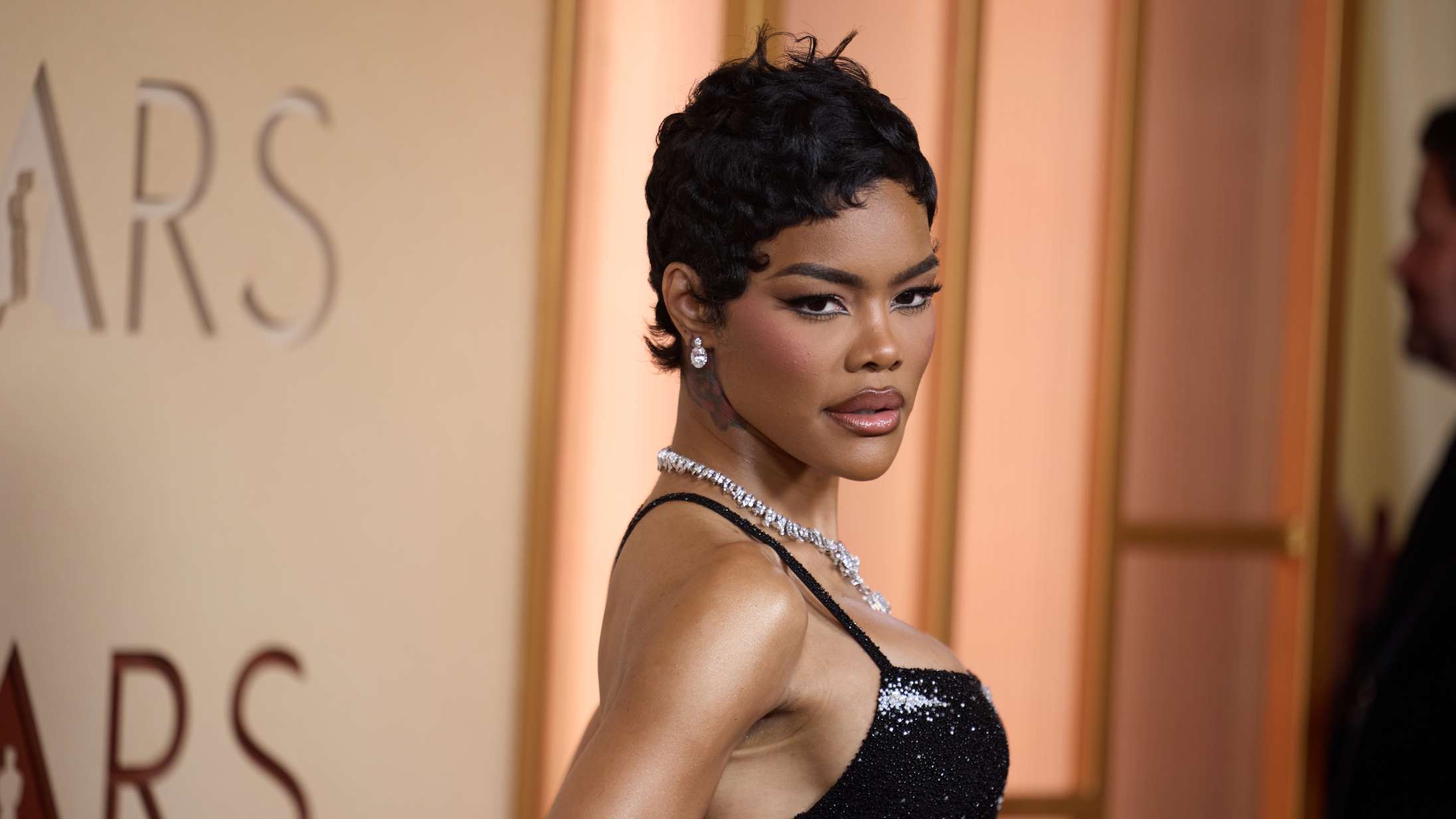 Oscar-akademiet undskylder hårdhændet opførsel over for ‘One Battle After Another’-stjerne