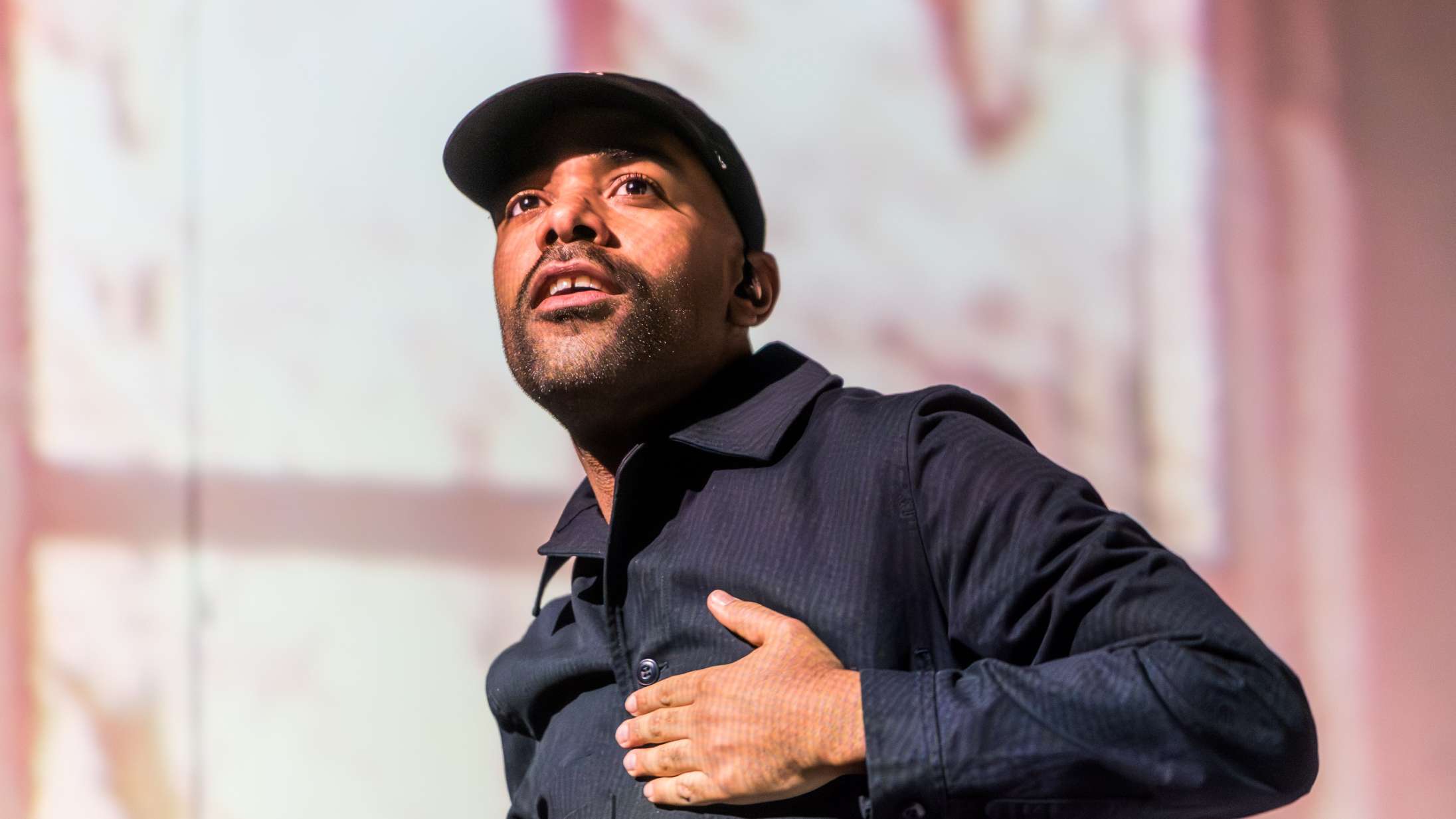 Hans Philip fik et udsolgt Store Vega til at føles som en dagligstue