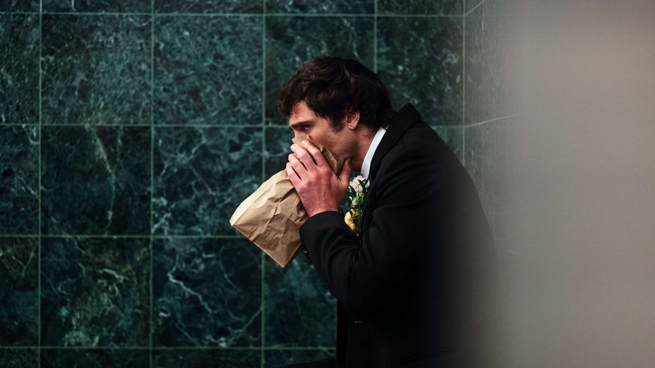 Vi dissekerer ‘Euphoria’ afsnit 3: Lige som det ikke kunne blive værre, kom Jacob Elordis blodige feetpic