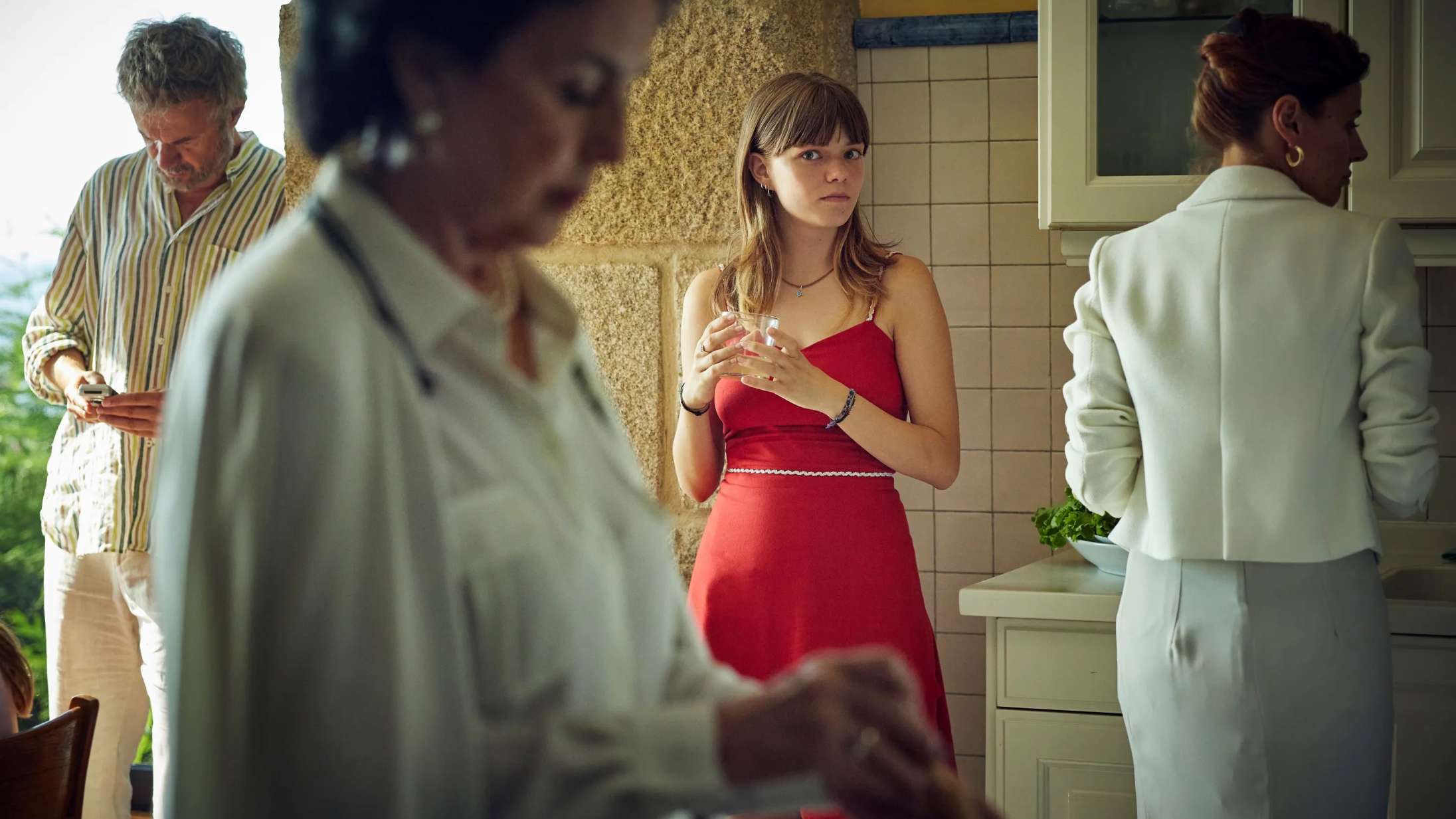 ’Romería – min sommer i Galicien’: Hun trækker på sin egen families tragedier, men denne gang skuffer hun