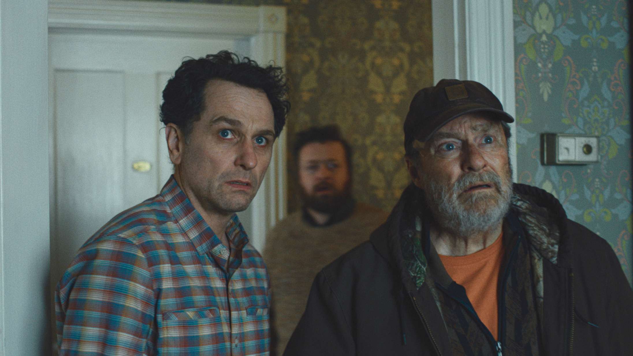 ‘Widow’s Bay’: Ny gyserkomedieserie er forrygende morsom og overraskende uhyggelig