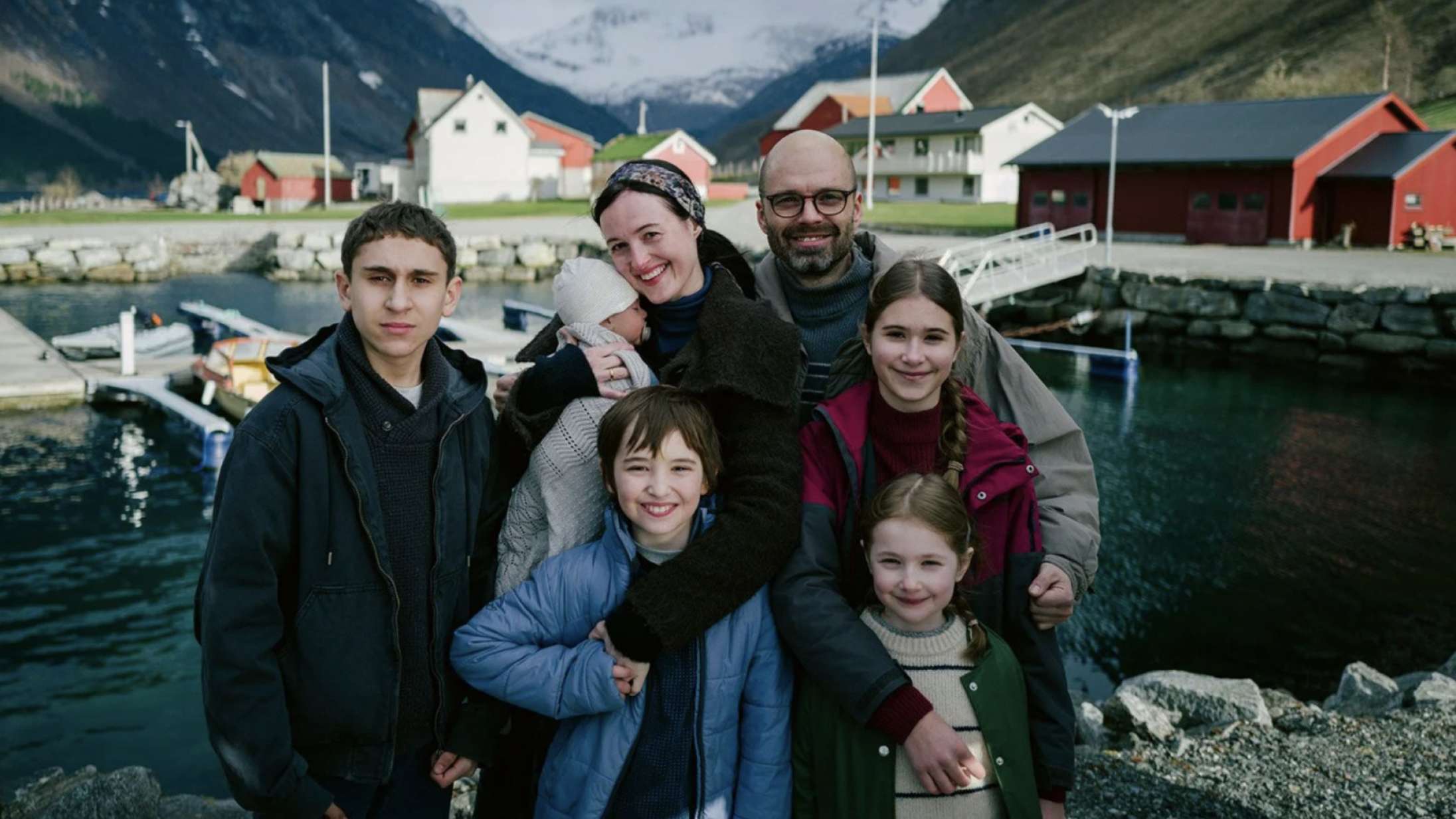 Kontroversielt drama med Renate Reinsve og Sebastian Stan vinder verdens fineste filmpris