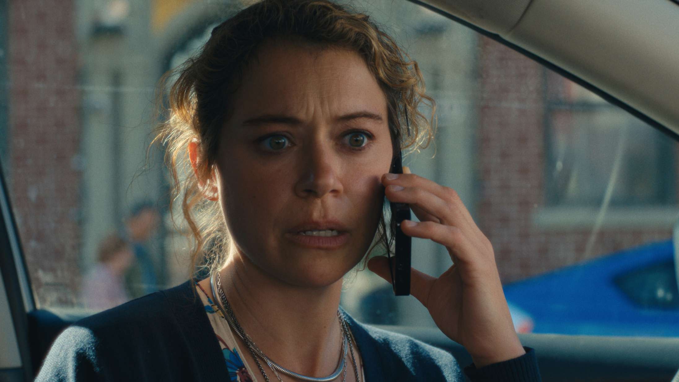 ‘Maximum Pleasure Guaranteed’: Thrillerserie om camboy-mysterium har twists, der får hovedet til at snurre