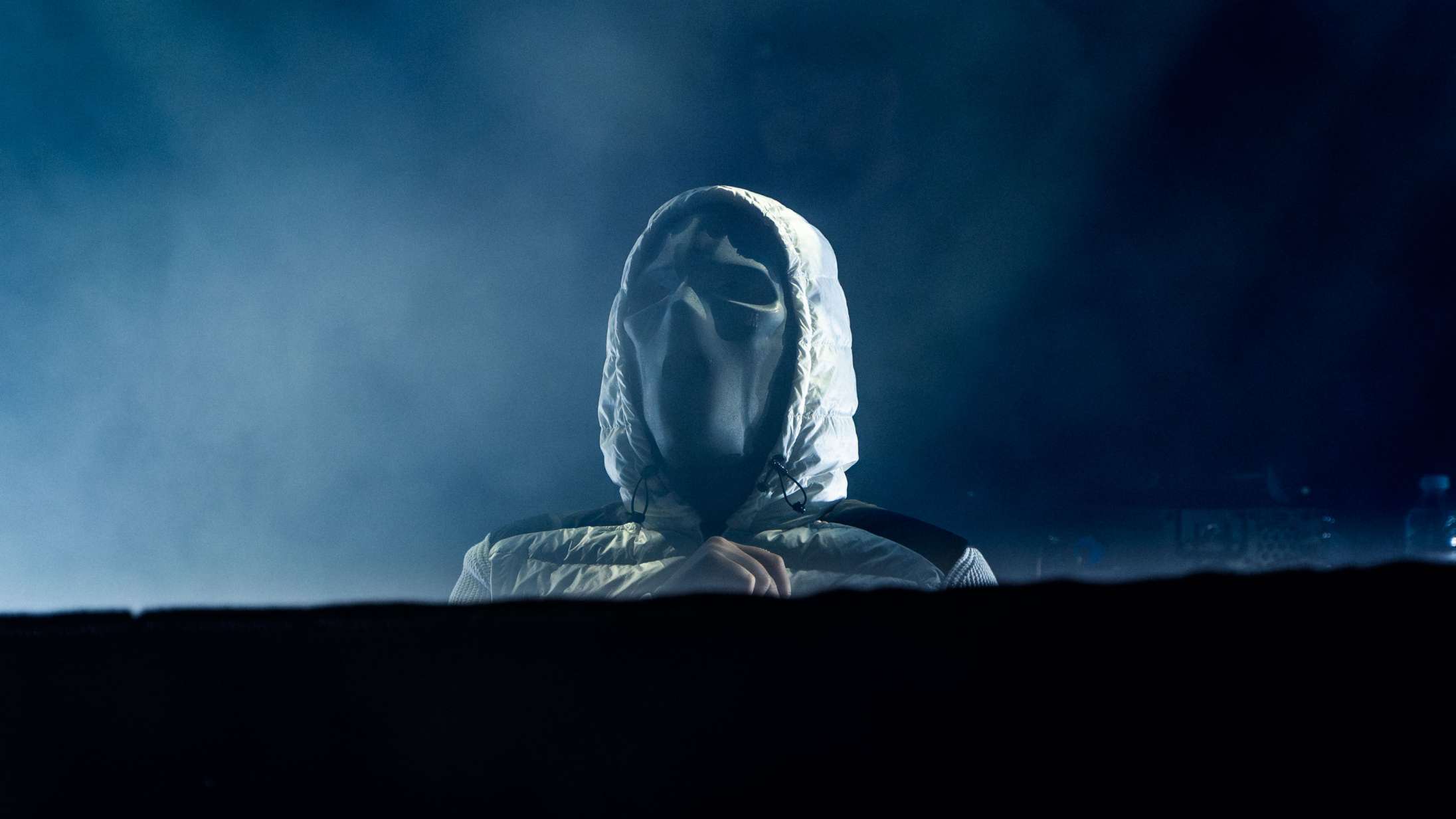 Den maskerede rapper Pay afslørede mere end sit ansigt på Spot Festival