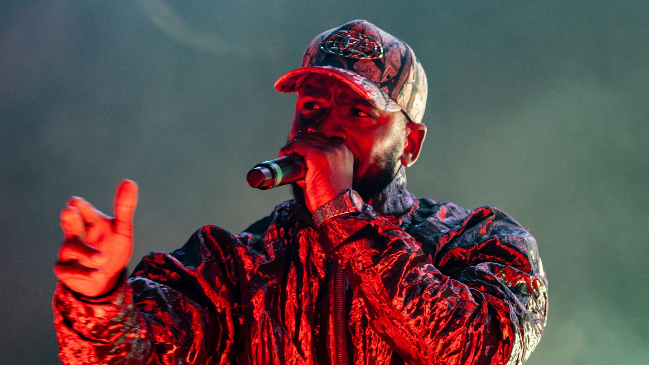 Skepta tager afstand fra gammelt billede med israelsk flag